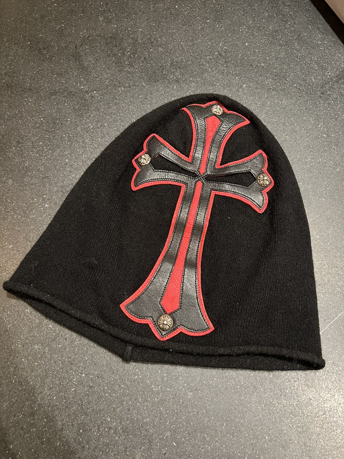 クロムハーツCashmere Fleur Cross leather Patch BRAND NEW CHROME HEARTS CASHMERE BEANIES ARE NOW AVAILABLE