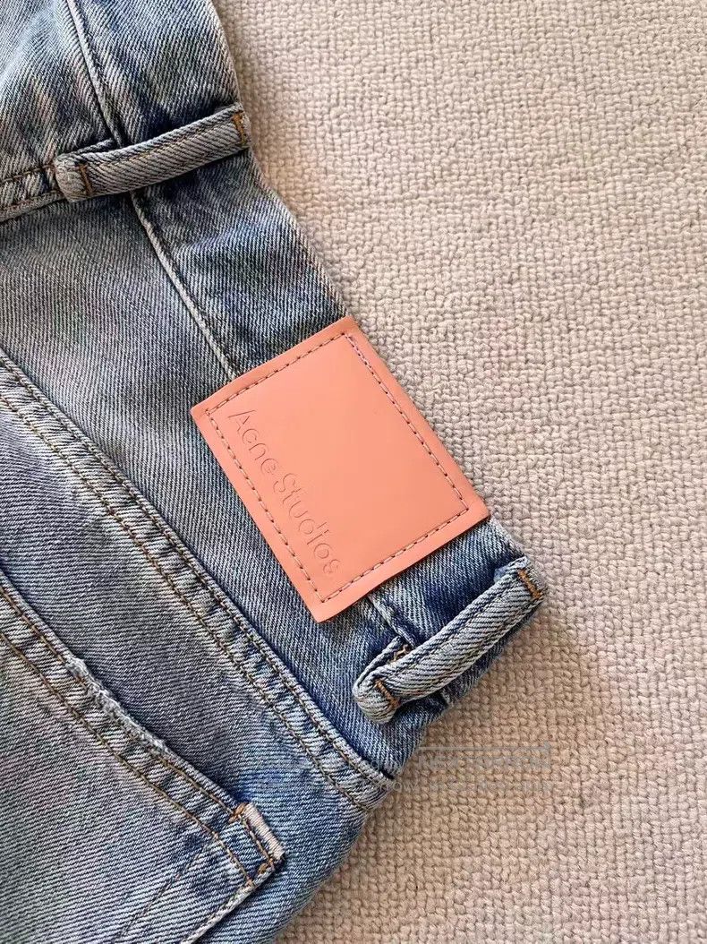 Acne Studios Acne Studios Painted Wide Leg Mid-Waist Loose Jeans Size US 26 / EU 42 - 3 Thumbnail