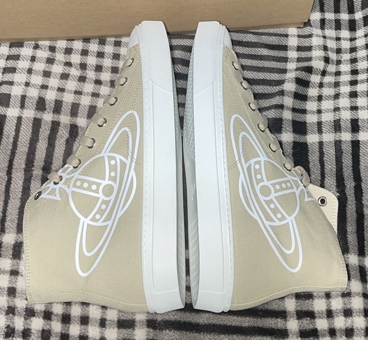 Vivienne Westwood LAST DROP EVER EVER Beige Plimsoll High Top Sneakers Size US 10 / EU 43 - 2 Thumbnail