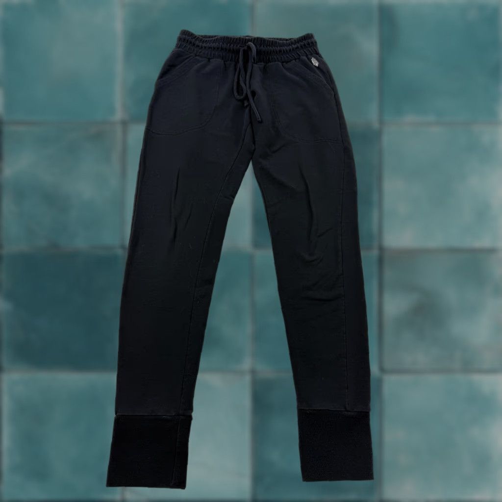 Vintage Free People Sweatpants Womens Small Black Fleece Joggers Elastic Pockets Size 28" / US 6 / IT 42 - 1 Thumbnail