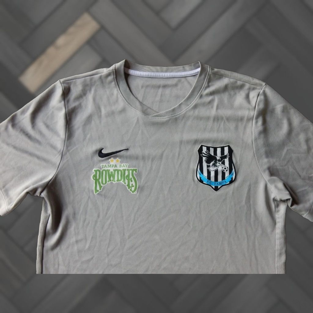 Nike Nike Men's T Shirt Size S Tampa Bay Rowdies Size US S / EU 44-46 / 1 - 1 Thumbnail