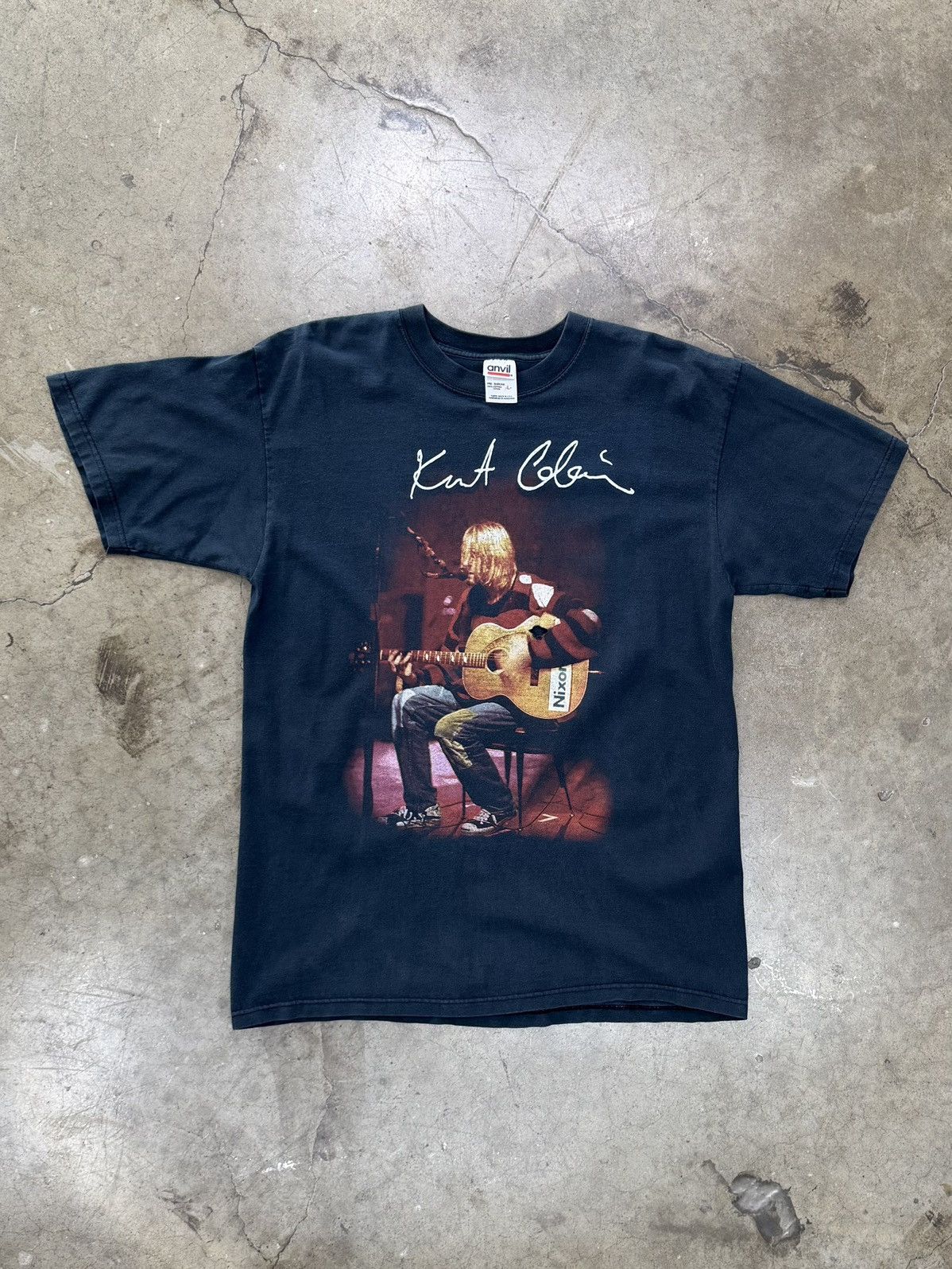 Vintage Vintage Kurt Cobain MTV Unplugged Nixon Nirvana Tee Large Size US L / EU 52-54 / 3 - 2 Thumbnail