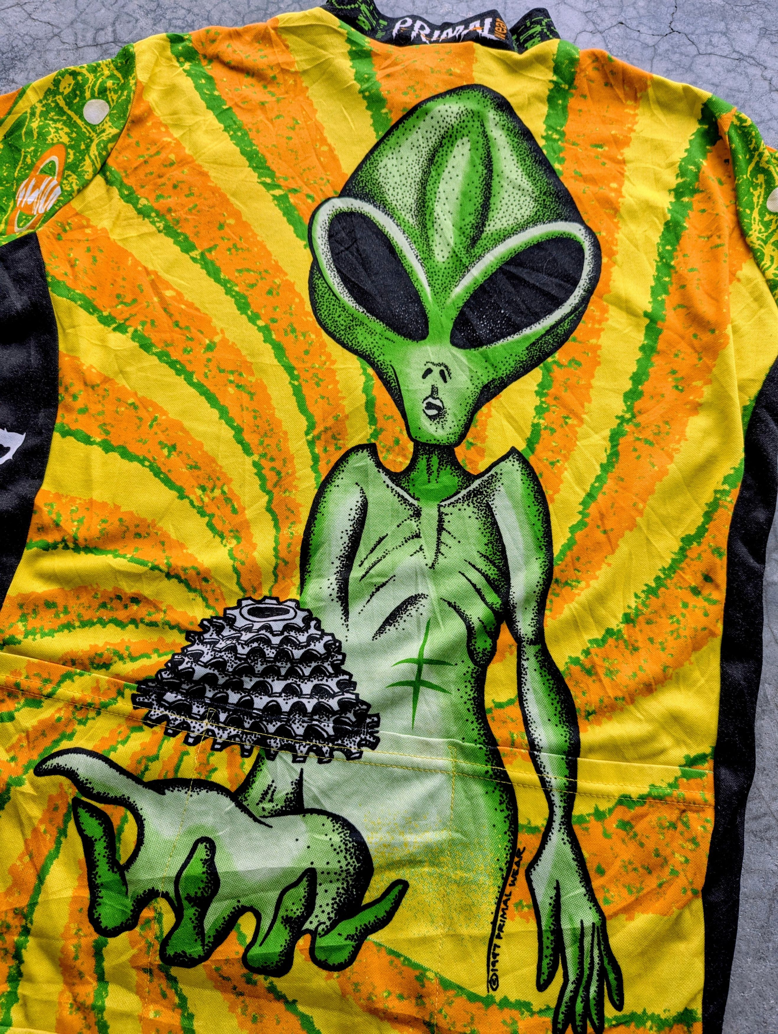 Vintage Vintage 1997 Primal Wear USA Cycling Jersey Rare Alien Print Size US M / EU 48-50 / 2 - 6 Thumbnail