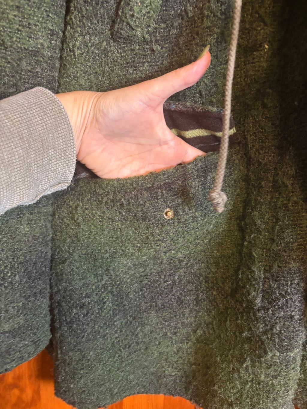 The Unbranded Brand Artisan de Luxe Toggle Coat Faux Fur Hood Green M Size US M / EU 48-50 / 2 - 20 Thumbnail