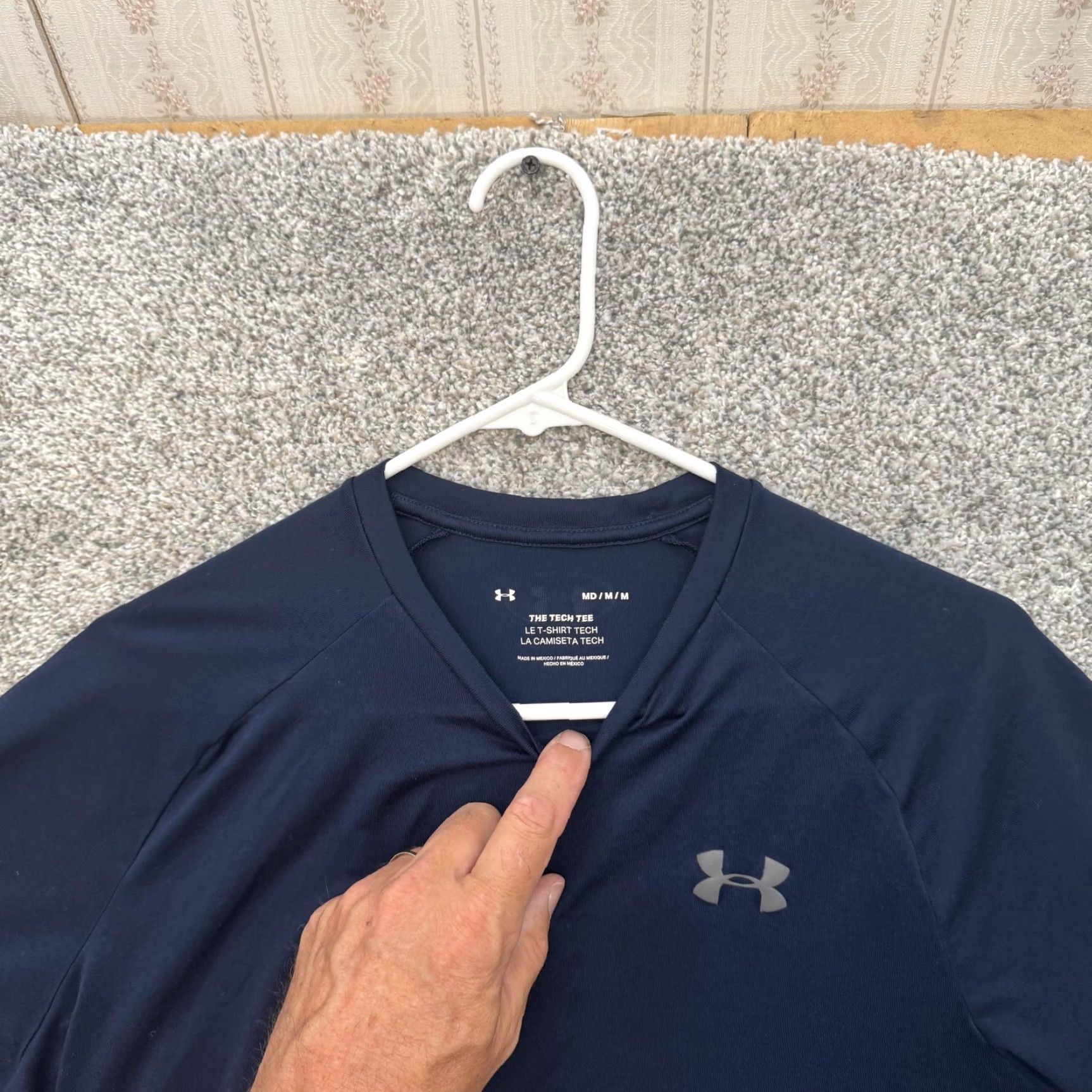 Under Armour Under Armour Shirt Mens Medium Navy Blue Tech Tee Athletic Lightweight Polyester Size US M / EU 48-50 / 2 - 4 Thumbnail