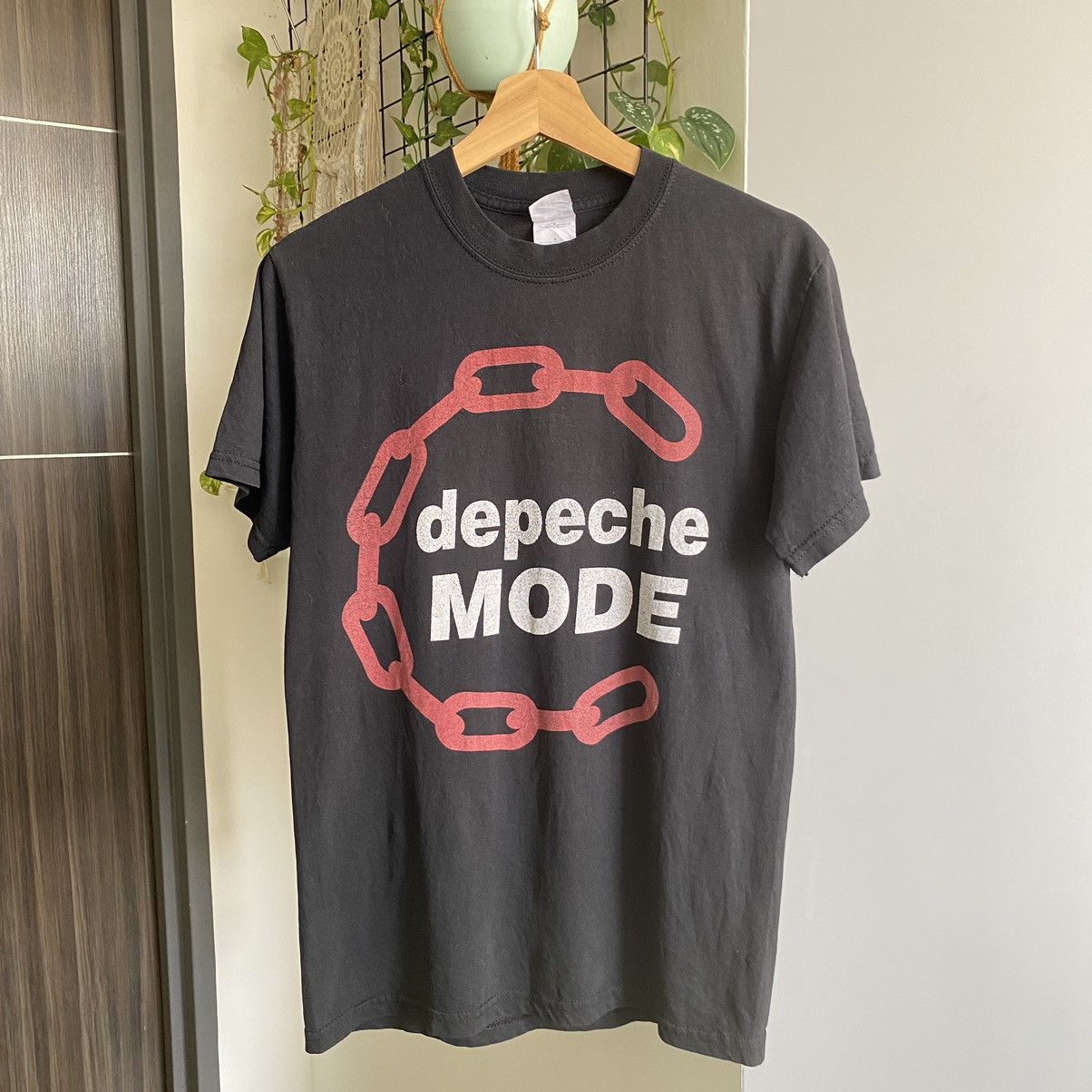 Band Tees Thrashed Faded Vintage Y2K Depeche Mode Band ERD GRUNGE TEE Size US S / EU 44-46 / 1 - 1 Thumbnail