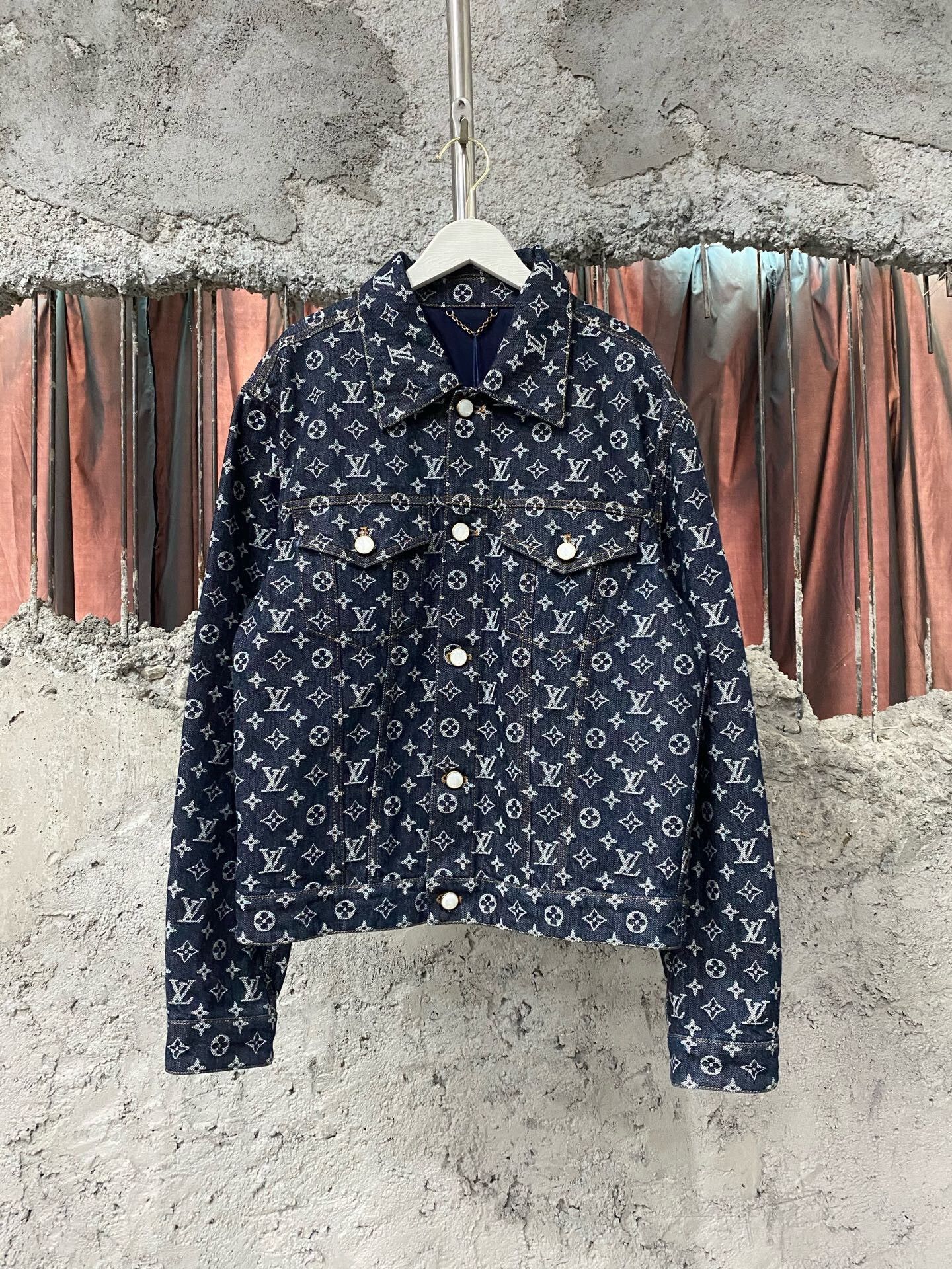 Louis Vuitton Louis Vuitton LV Denim Jacket Size US M / EU 48-50 / 2 - 1 Thumbnail