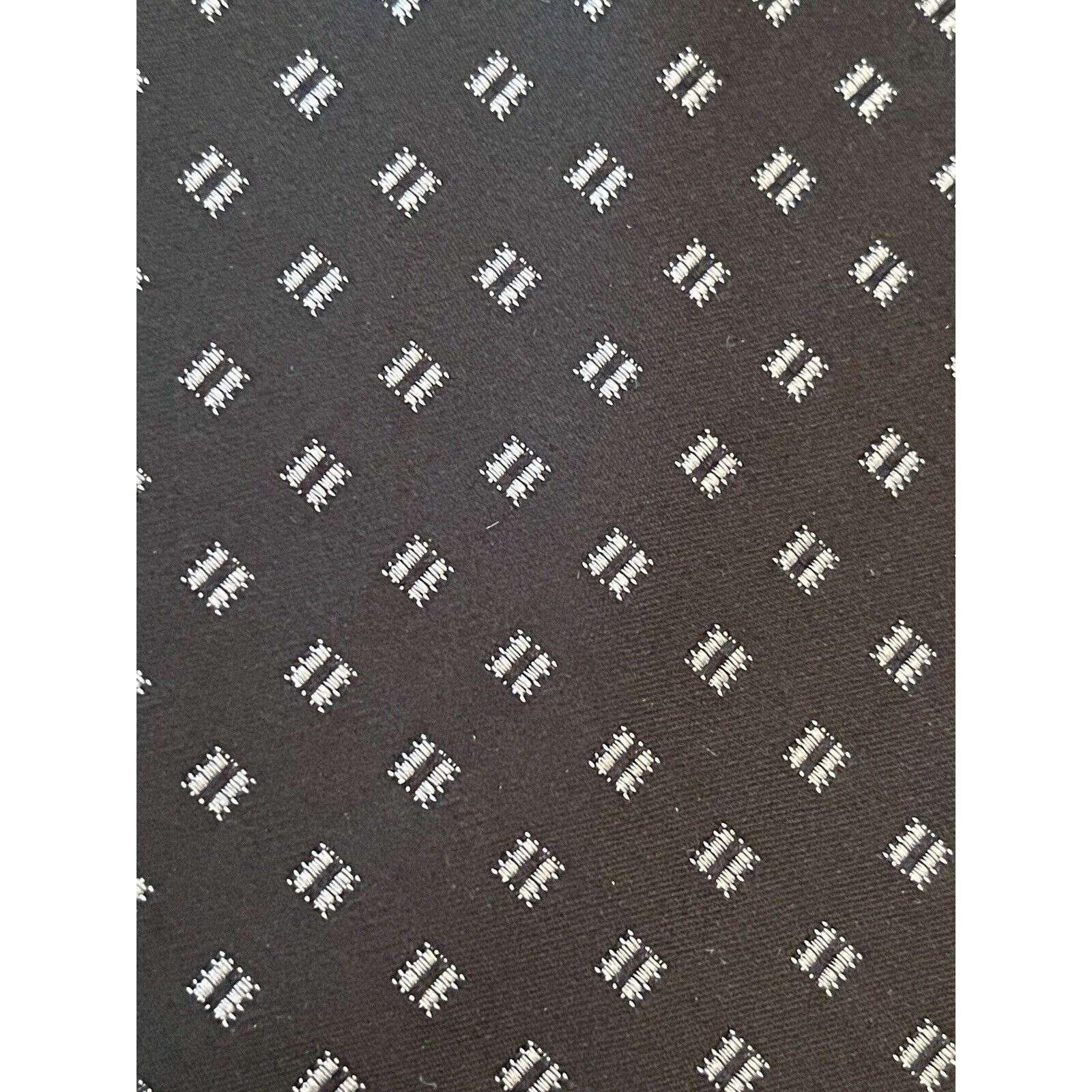 Michael Kors Michael Michael Kors Black Gray 100% Silk Made In China Size ONE SIZE - 9 Thumbnail