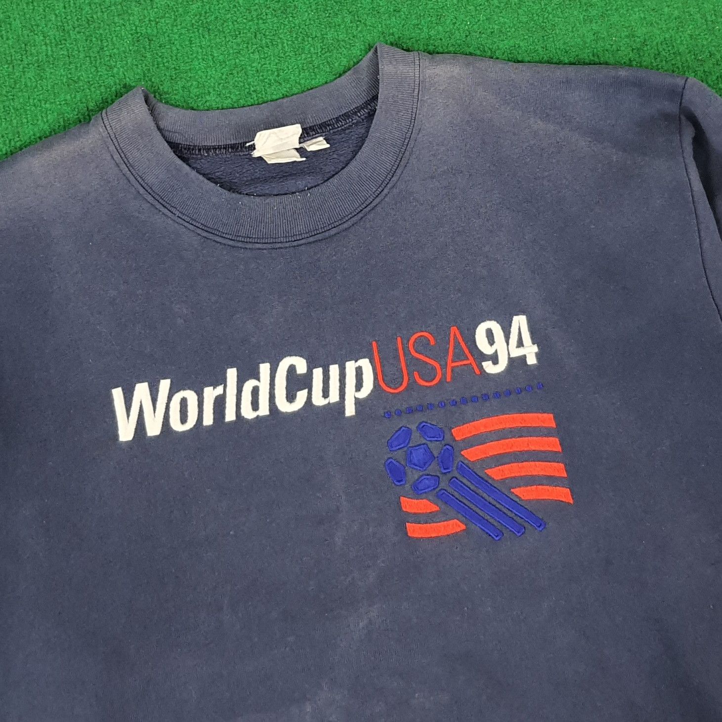 Vintage Vintage World Cup USA'94 90s Sports Sweatshirts Size US L / EU 52-54 / 3 - 2 Thumbnail