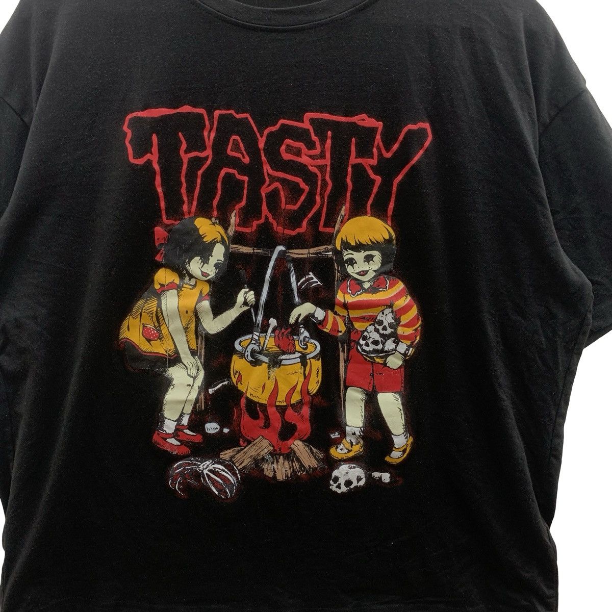 Other ROMWE TASTY Slightly Macabre Cartoon Design Tee Shirt Top Size US M / EU 48-50 / 2 - 5 Thumbnail