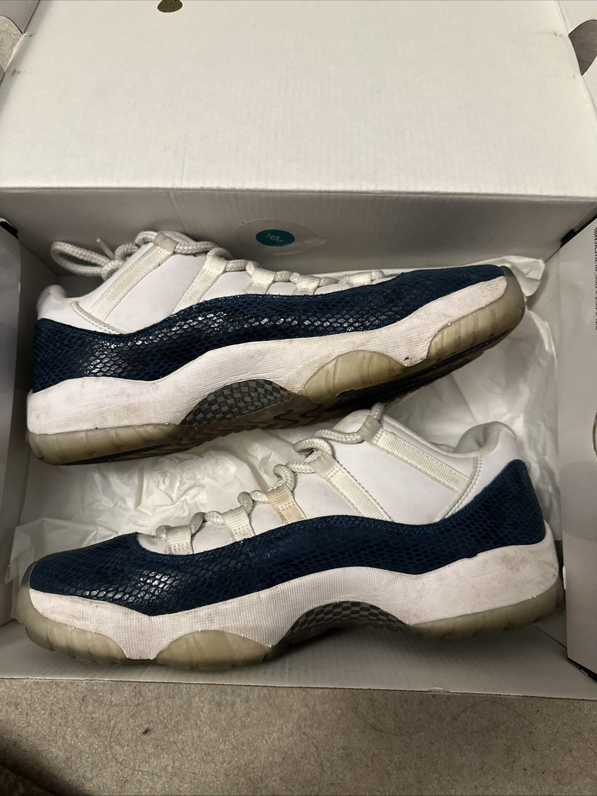 Jordan Brand Used Air Jordan 11 Retro Low ‘Navy Snakeskin’ 2019 Size US 9.5 / EU 42-43 - 2 Thumbnail