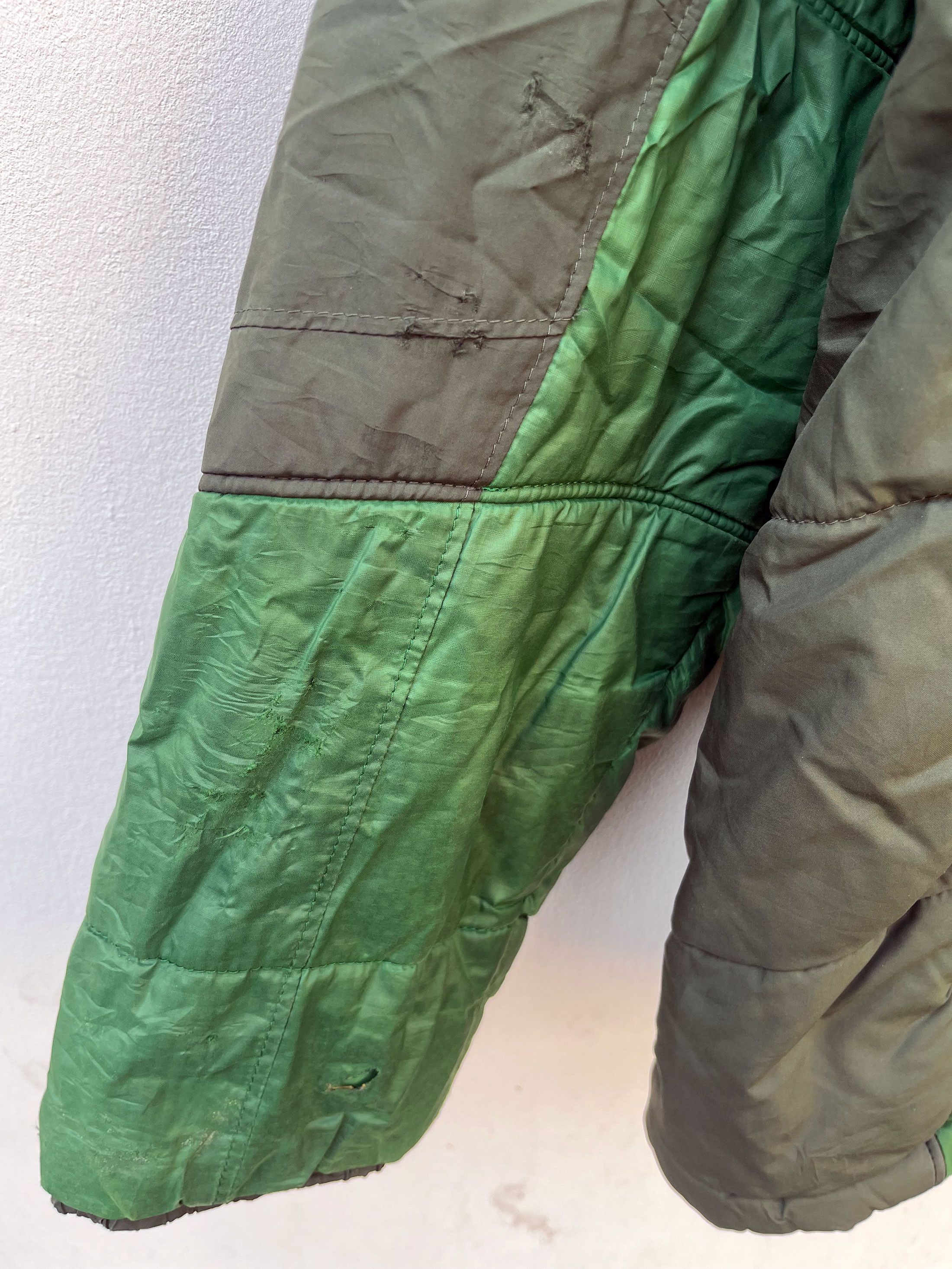 Patagonia Vintage Patagonia DAS Parka Puff Jacket Puffer Hooded Size US S / EU 44-46 / 1 - 2 Thumbnail