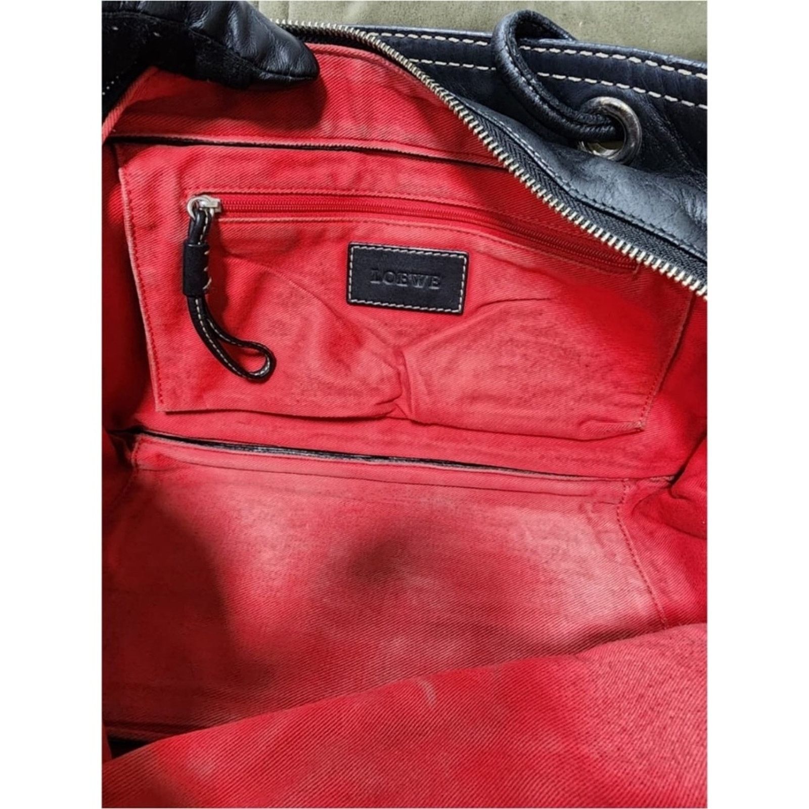 Loewe Authentic Loewe Anagram Love Logo Shoulder Bag Black Size ONE SIZE - 12 Thumbnail