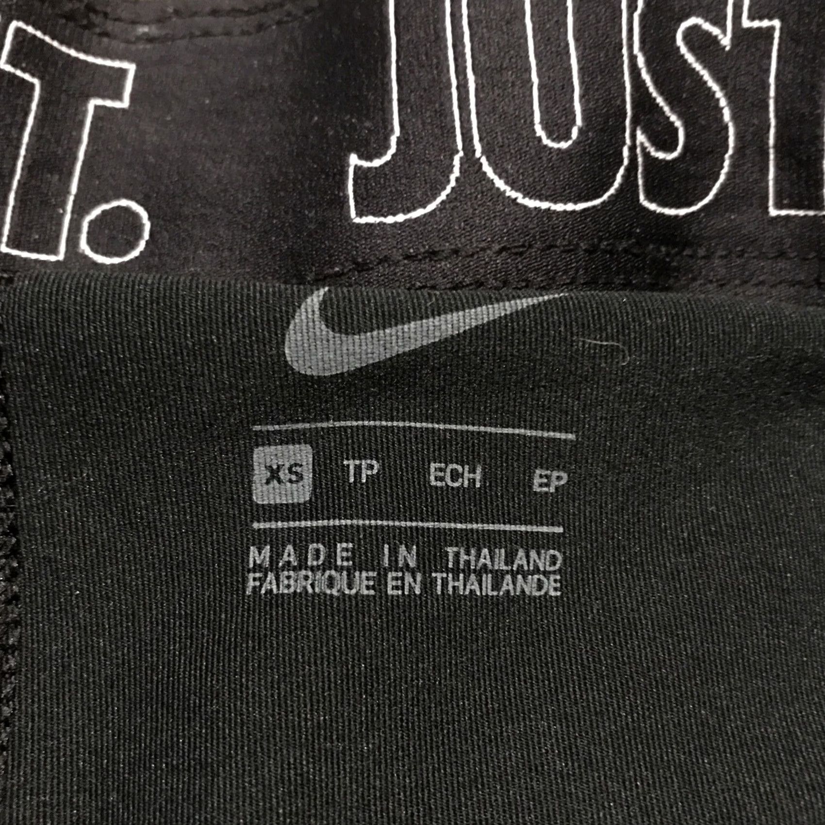 Nike Nike Women’s XS Lined Shorts Athletic Running B16 gray, 25" waist, 3.5" inseam, polyester, comfortable sports shorts Size 26" / US 2 / IT 38 - 2 Thumbnail