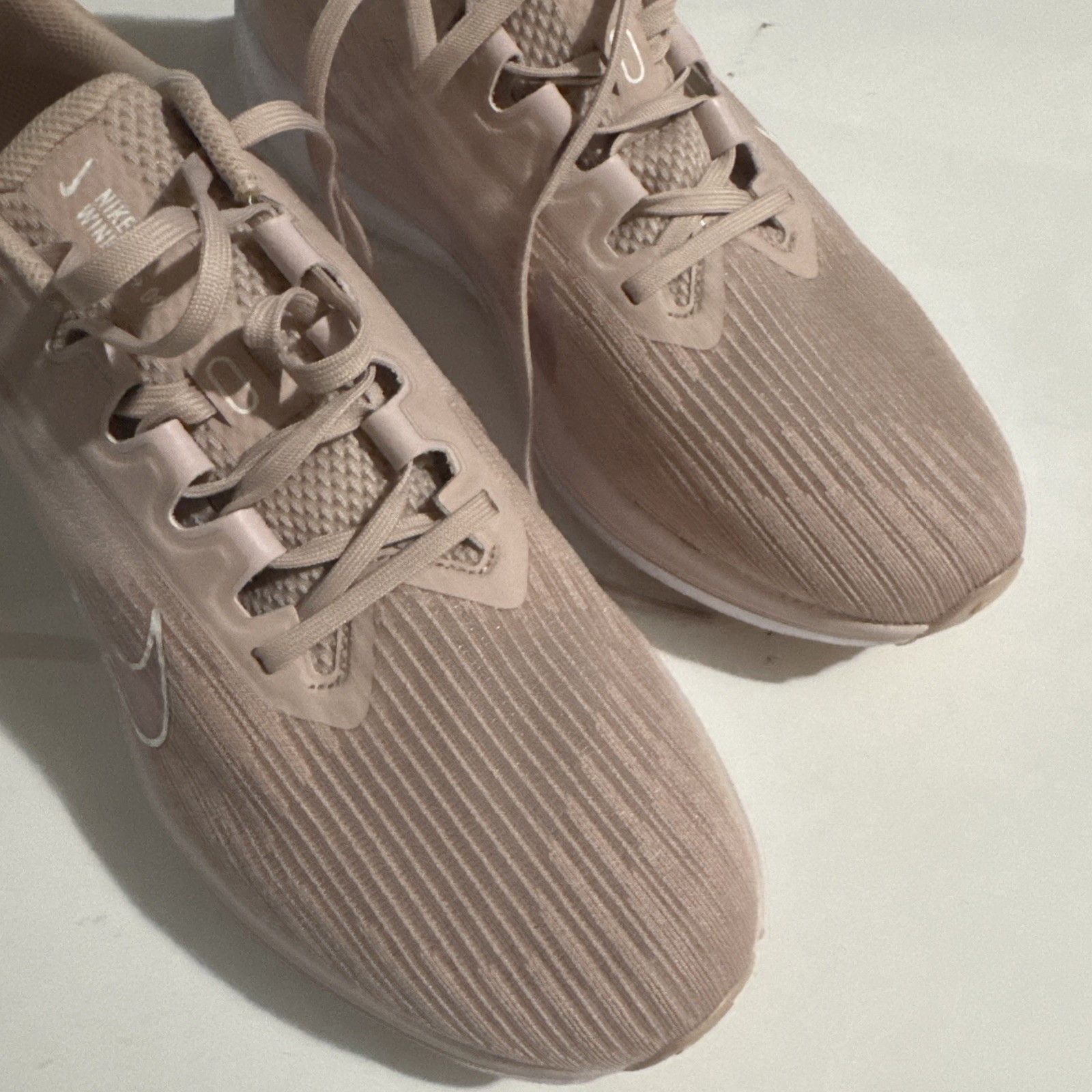Nike Nike Air winflo 9 Women’s Size 12 Pink Oxford/White Running Size US 12 / IT 42 - 2 Thumbnail