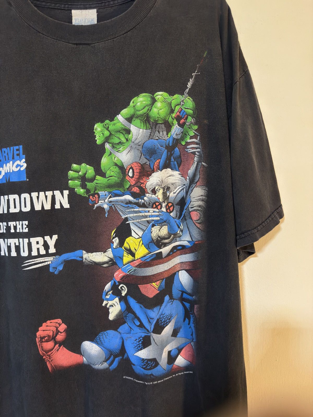 Marvel Comics Vintage marvel vs dc comic 1995 rare t shirt Size US XL / EU 56 / 4 - 2 Thumbnail