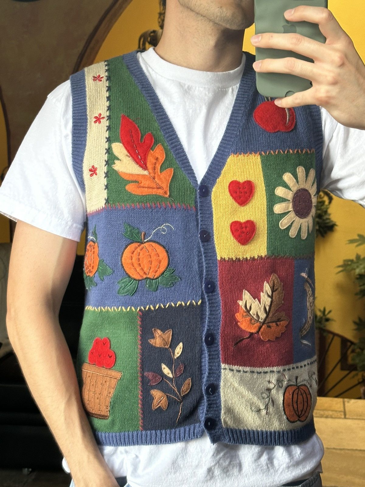Japanese Brand × Vintage 90s Fall Patchwork Sweater Vest Unisex Small Size US S / EU 44-46 / 1 - 1 Thumbnail