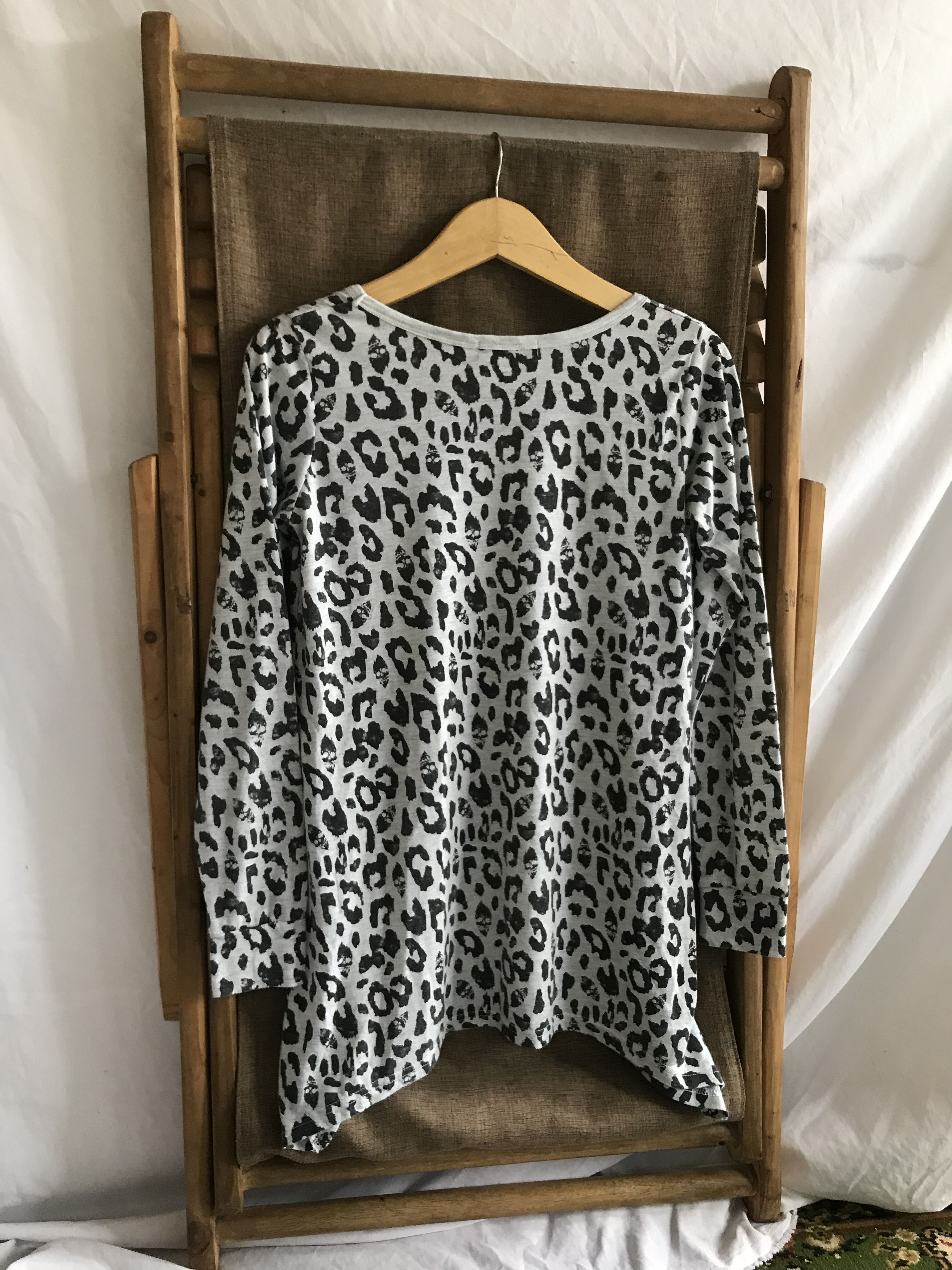 Hysteric Glamour 💀LAST PRICE💀Lazy Daisy Women Poem Skull Print Long Sleeve Size S / US 4 / IT 40 - 3 Thumbnail