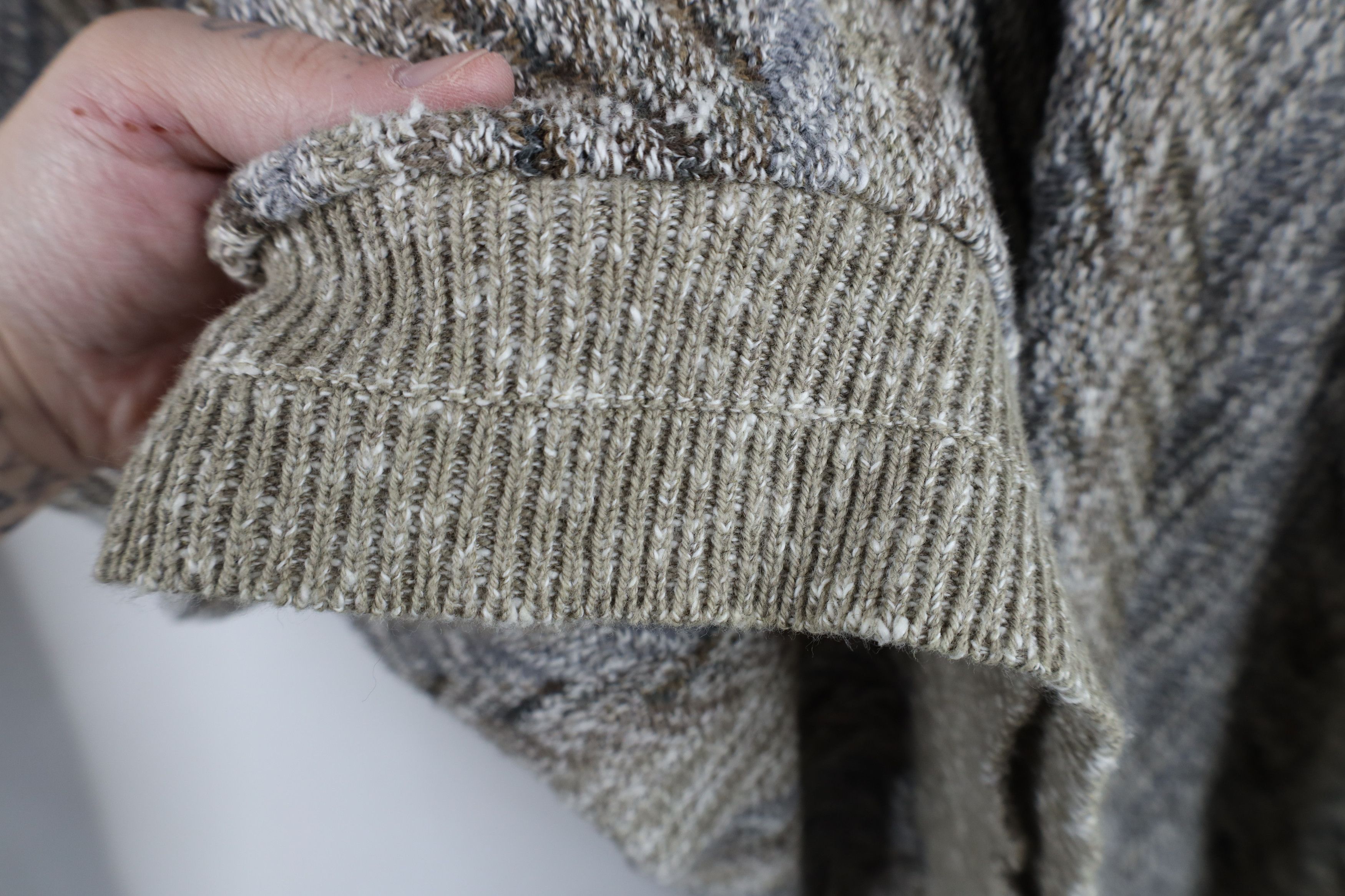 Vintage Vintage 90s Streetwear Herringbone Knit Crewneck Sweater Size US L / EU 52-54 / 3 - 5 Thumbnail