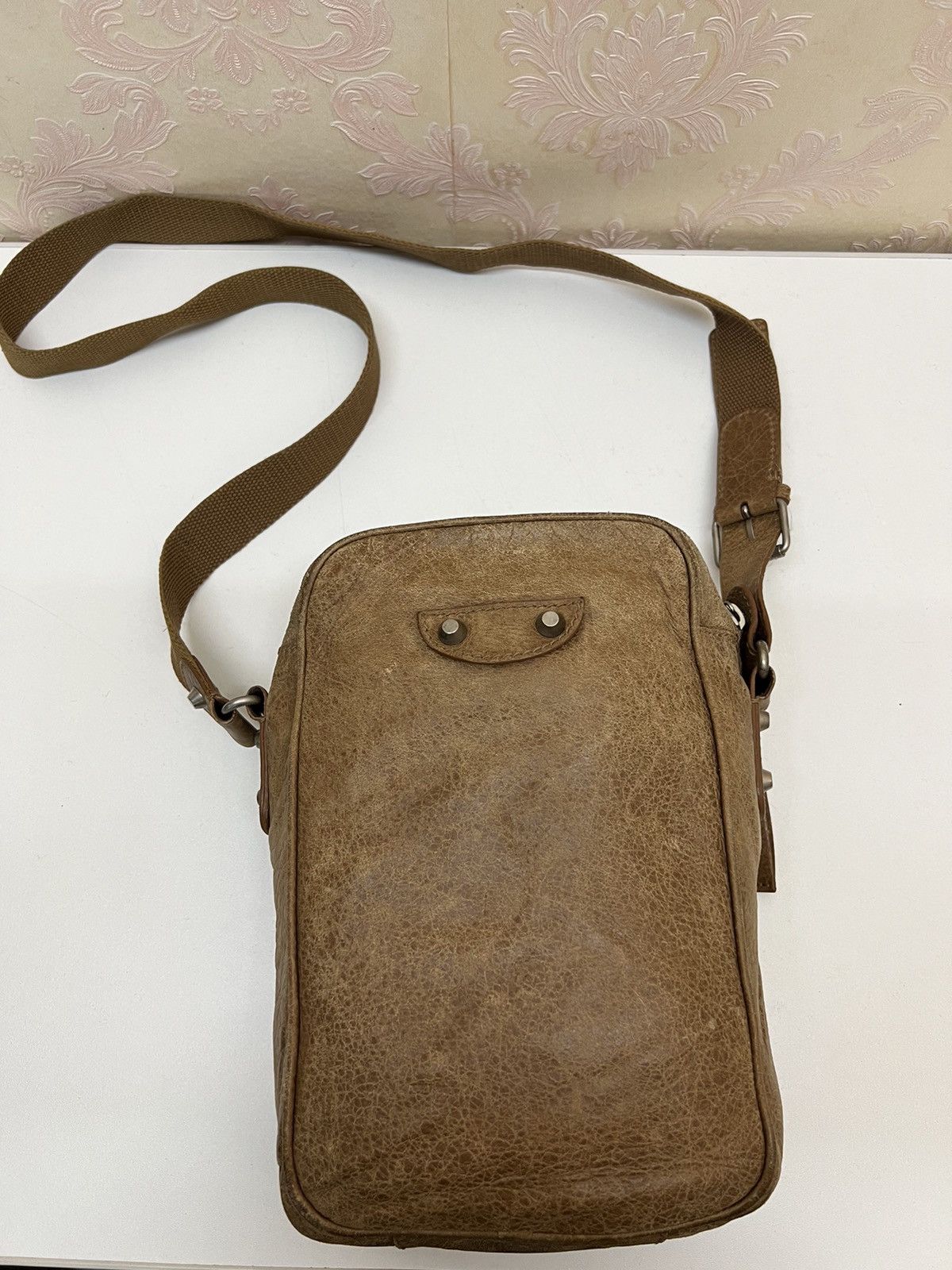 Balenciaga Vintage Balenciaga Sling Bag Size ONE SIZE - 4 Thumbnail