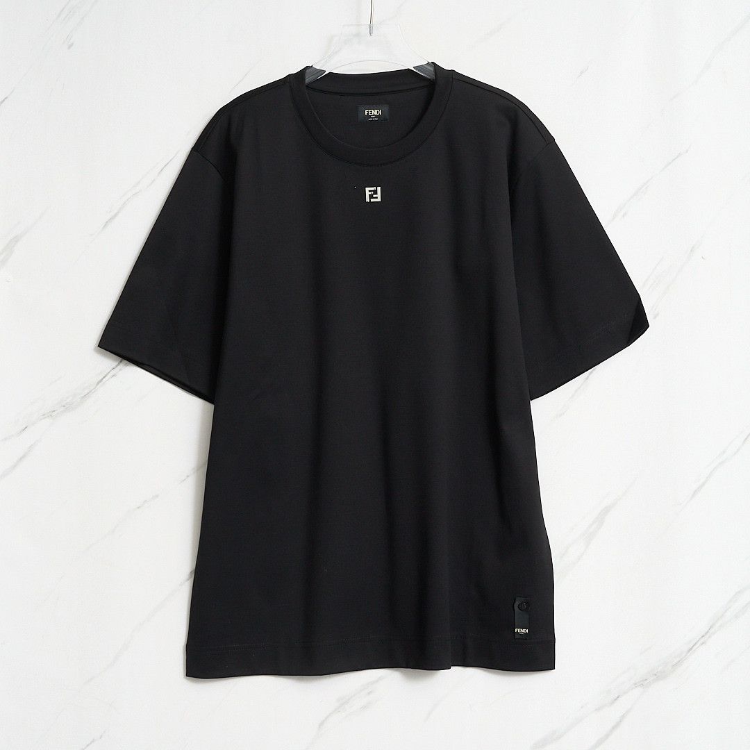 Fendi Fendi Men's Metal Logo Solid T-Shirt Size US L / EU 52-54 / 3 - 1 Thumbnail