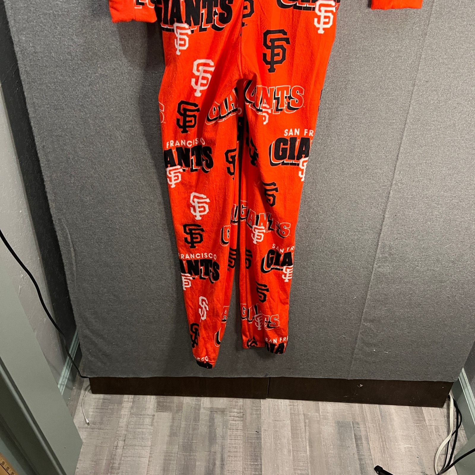 Other San Francisco Giants Unisex Long Sleeve Jumpsuite Size XS Size US 30 / EU 46 - 21 Thumbnail