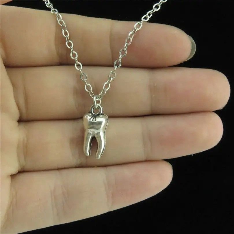 Jewelry × Vintage Tooth Teeth Molar Pendant Long Chain Collar Necklaces Size ONE SIZE - 2 Thumbnail