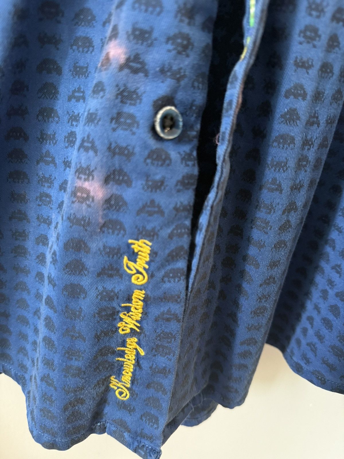 Robert Graham Robert Graham Space Invaders Arcade Flip Cuff Button Up L Size US L / EU 52-54 / 3 - 4 Thumbnail