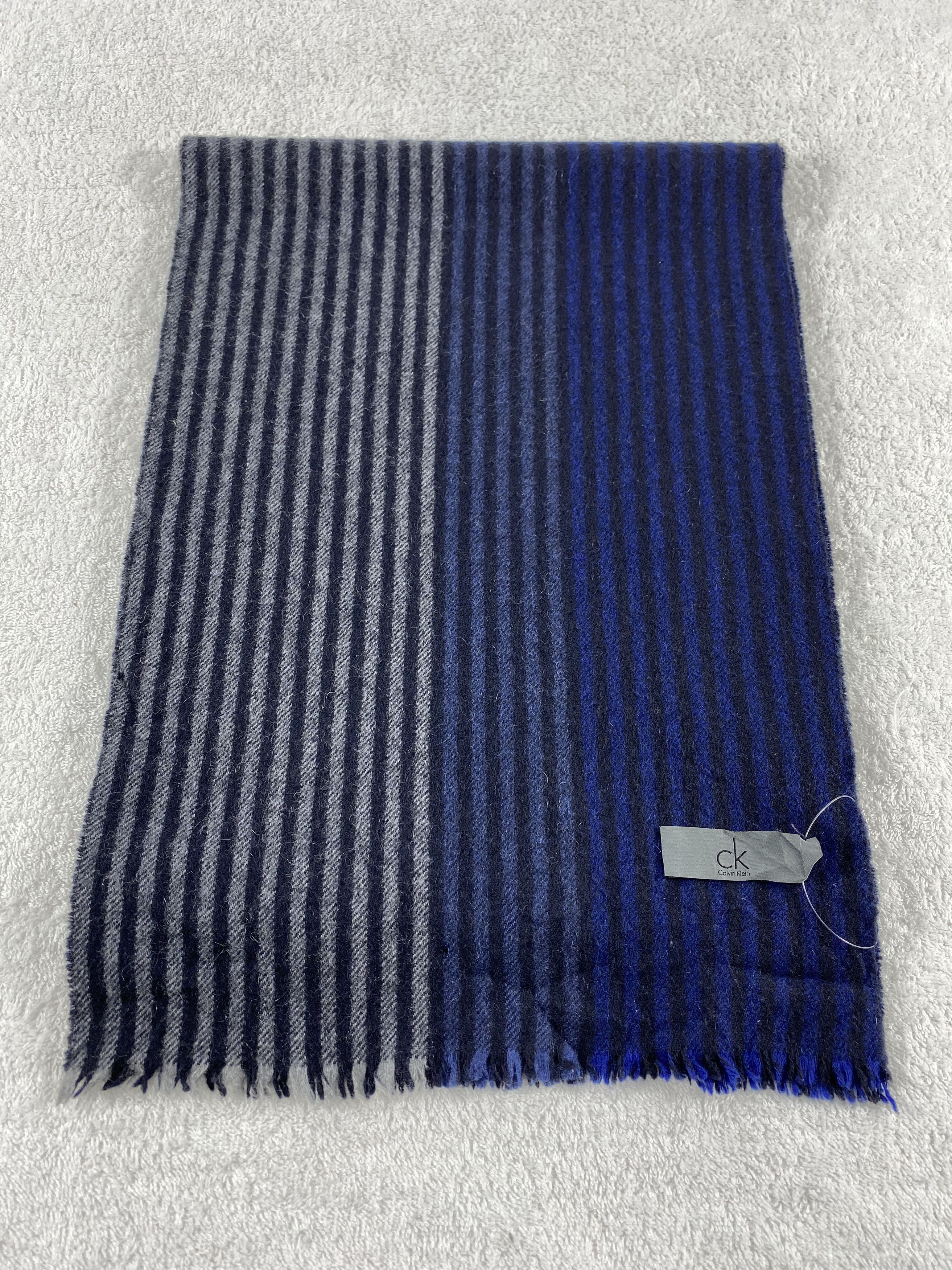 Calvin Klein Vintage Calvin Klein Scarf/Muffler/Neckwear MF782 Size ONE SIZE - 2 Thumbnail