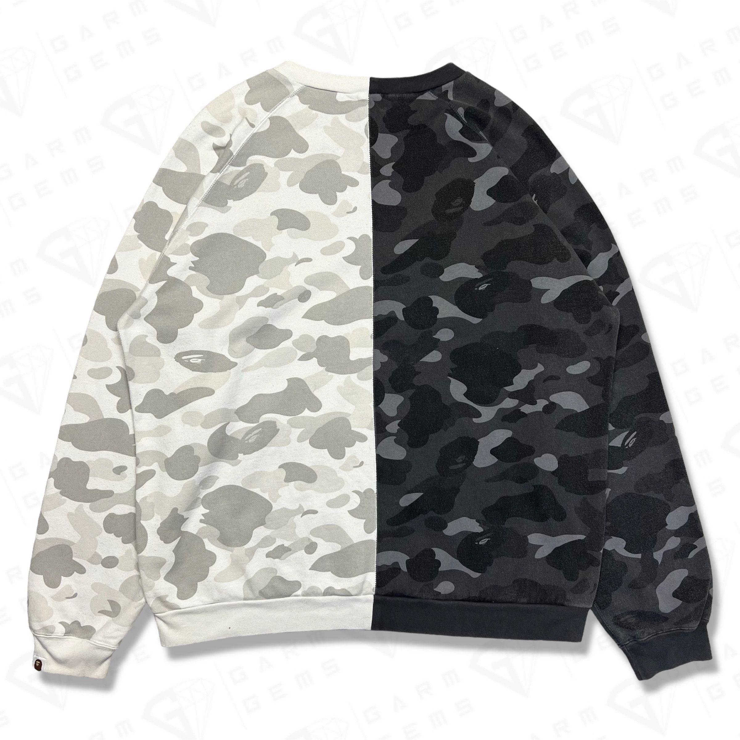 Bape A Bathing Ape Split Camo Sweatshirt Size US XL / EU 56 / 4 - 2 Thumbnail