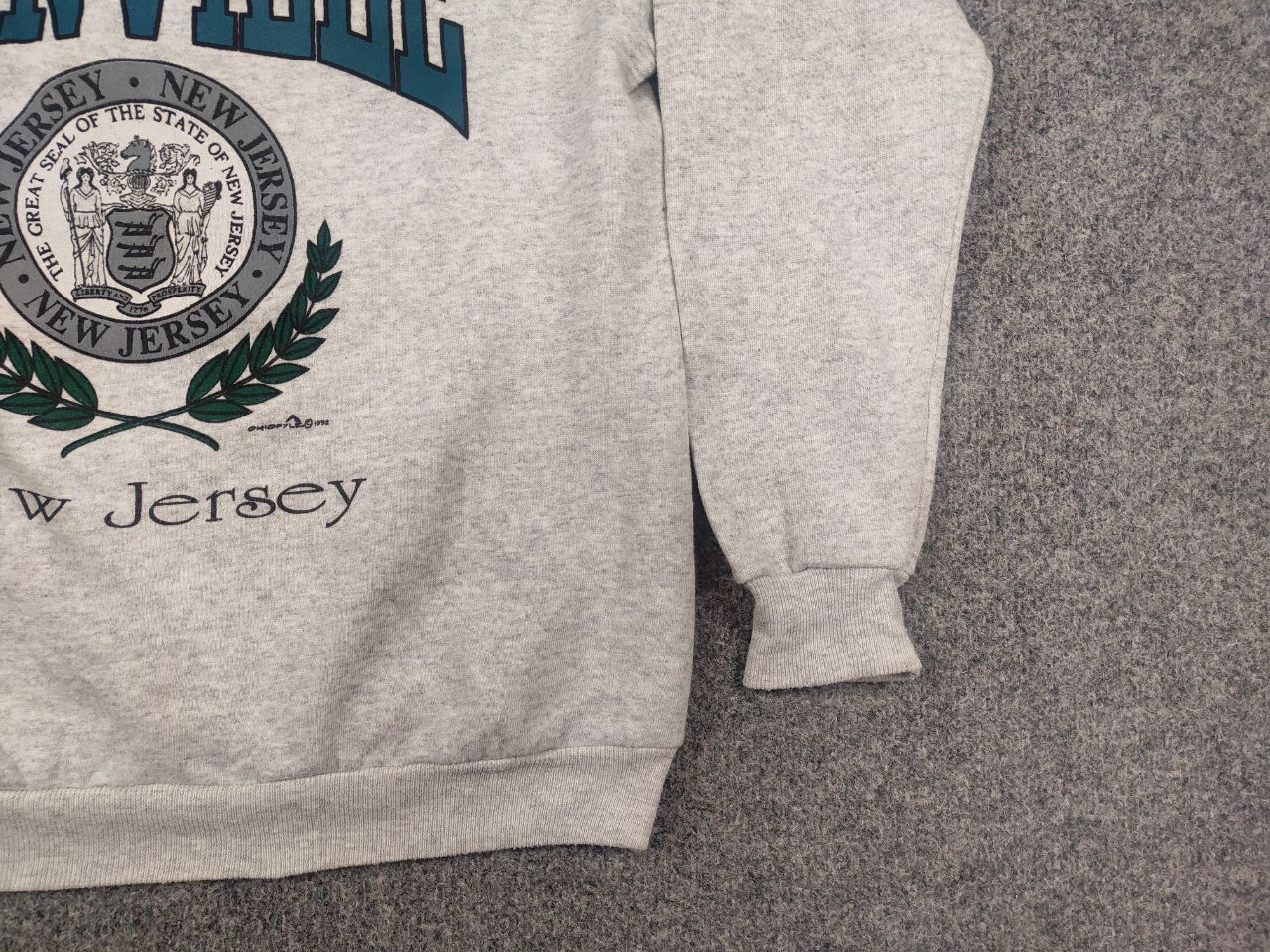 Hanes Vintage 1992 Manville New Jersey Logo Crew neck Sweatshirt Size US L / EU 52-54 / 3 - 3 Thumbnail