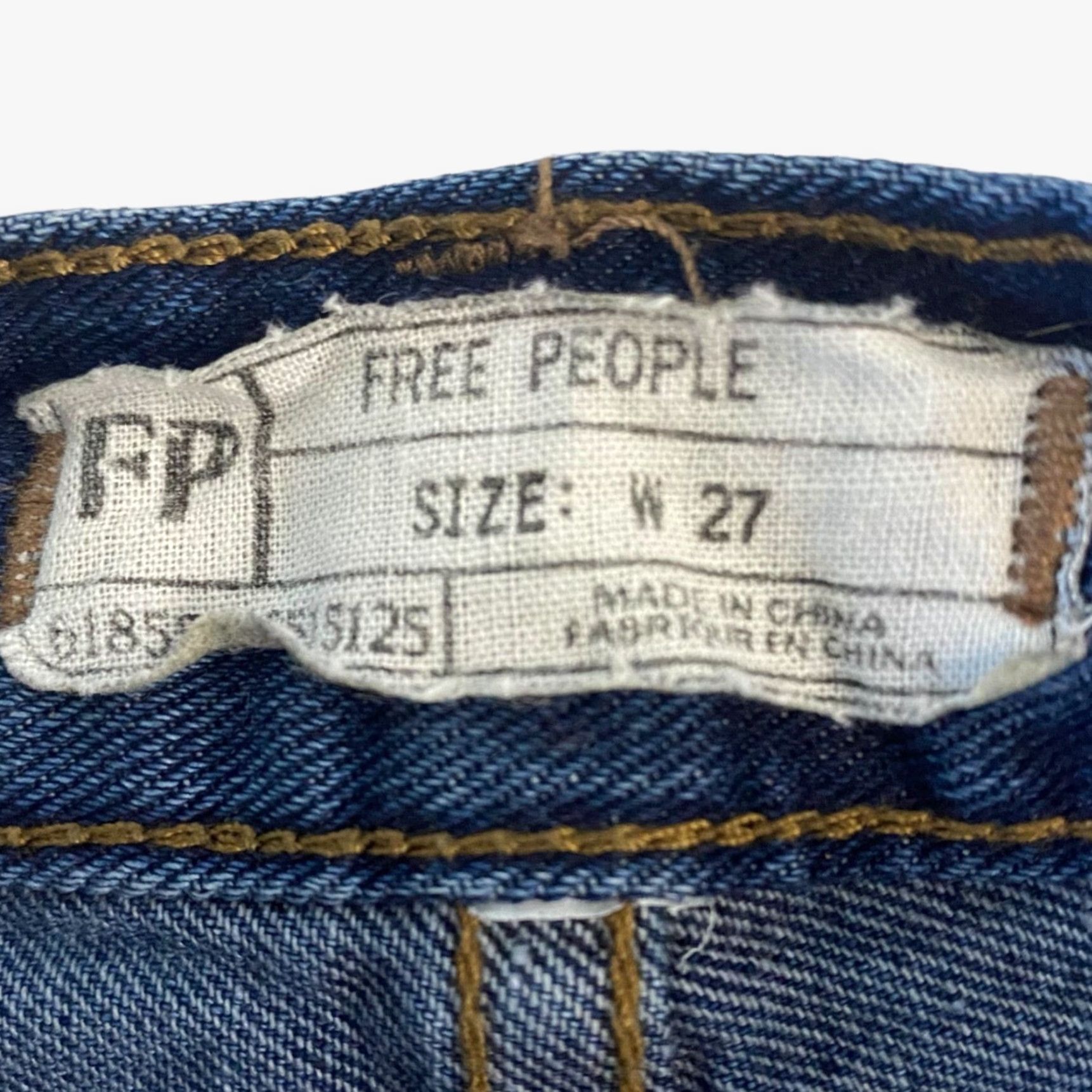 Free People Free People Shorts Denim Blue Jean Button Fly Raw Hem Medium Wash 100% Cotton Size 27 Womens Size 27" / US 4 / IT 40 - 7 Thumbnail