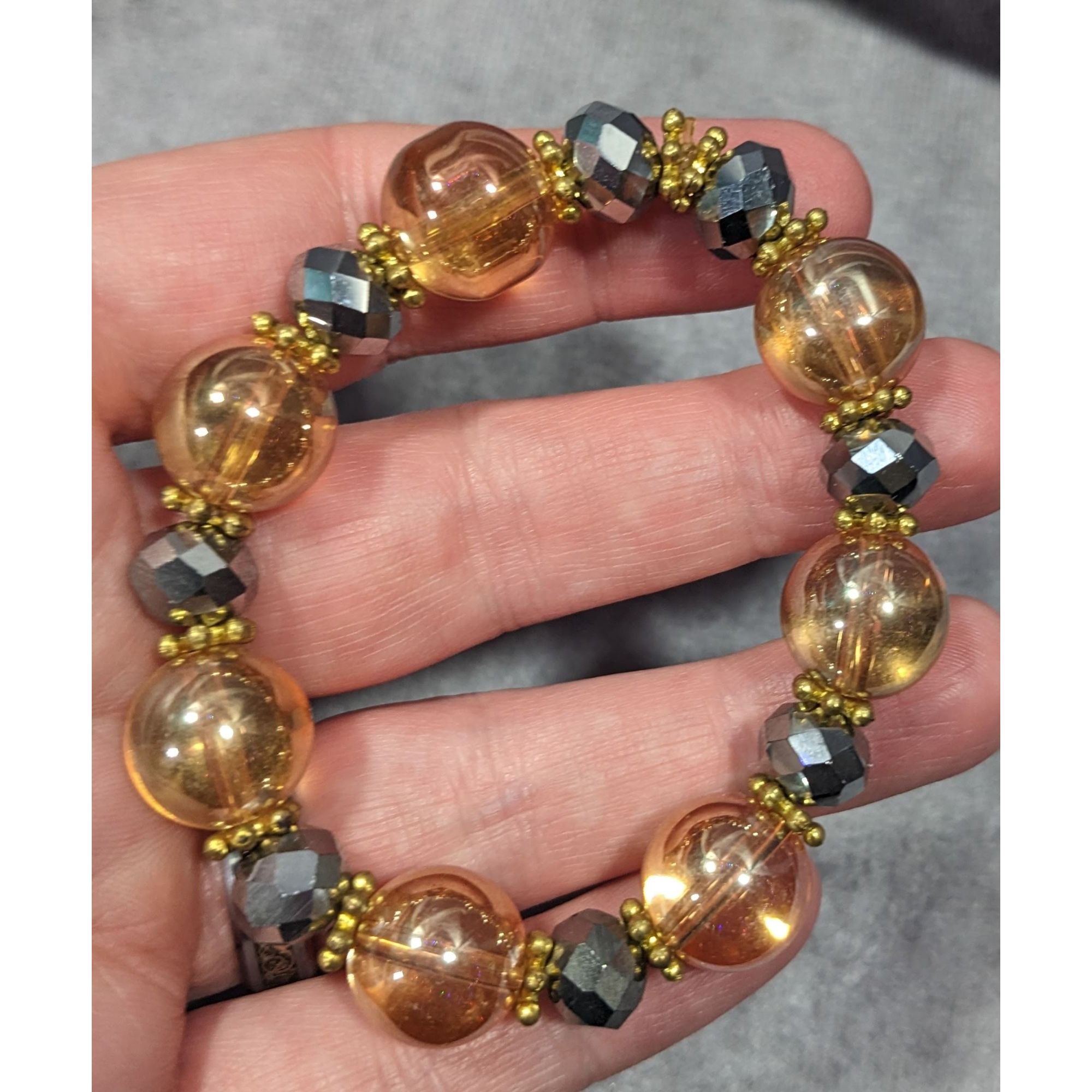 Other Whimsical Silver And Gold Tone Glass Beaded Bracelet Size ONE SIZE - 10 Thumbnail