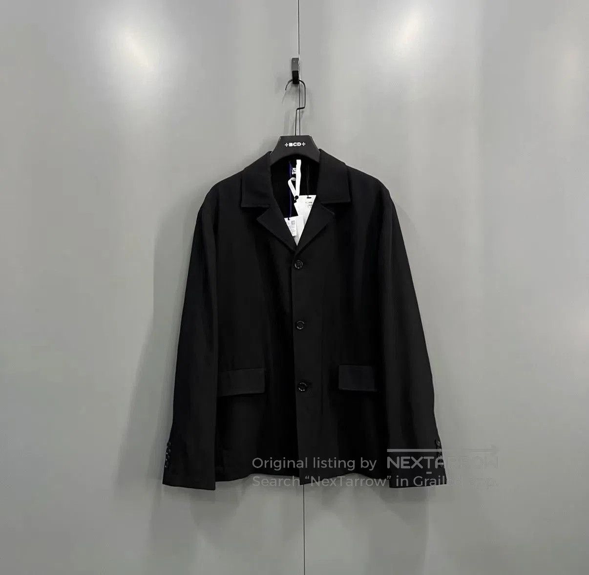 Burberry Black Button-Front Blazer Jacket Size L. Size US L / EU 52-54 / 3 - 1 Thumbnail