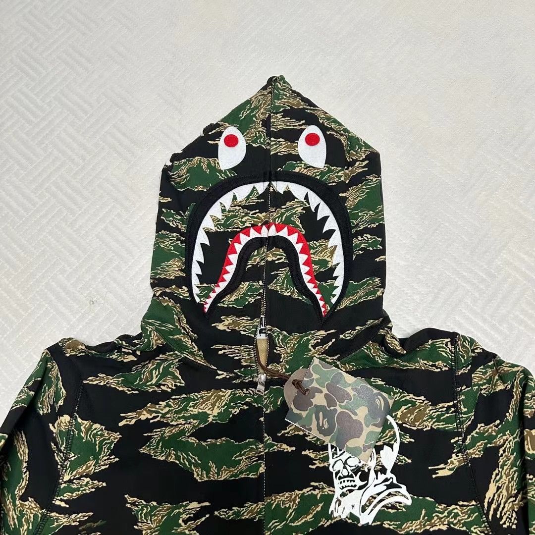 Bape BAPE LIMIED FULL ZIP HOODIE Size US L / EU 52-54 / 3 - 3 Thumbnail