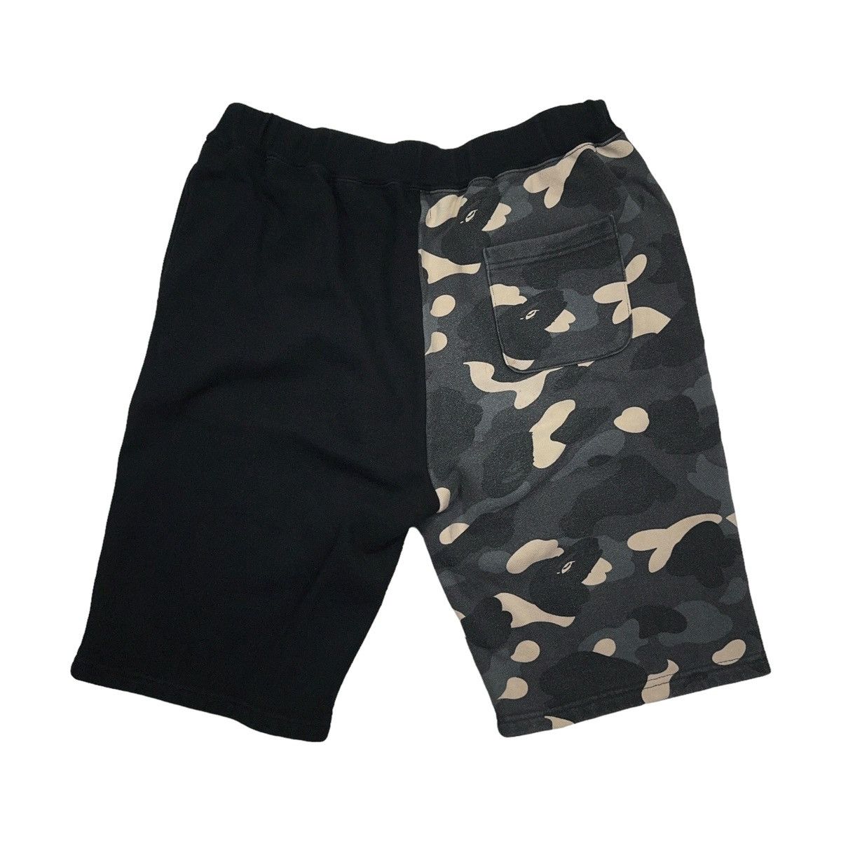 Bape Kids City Camo Shark Sweat Shorts Size US 28 / EU 44 - 4 Thumbnail