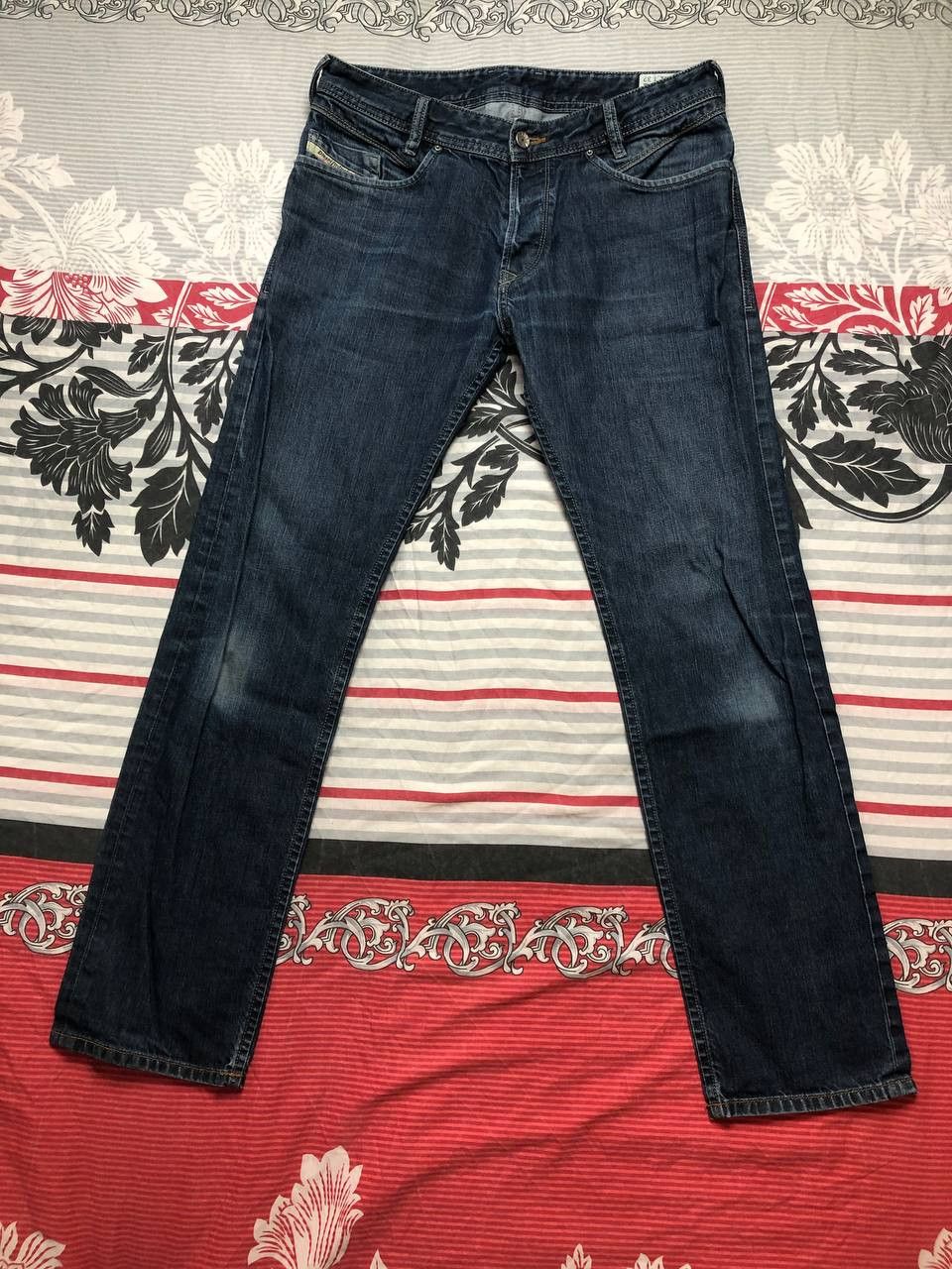 Diesel Vintage Diesel Jeans Y2K Embroidered Logo Back Designer Size US 31 - 21 Thumbnail