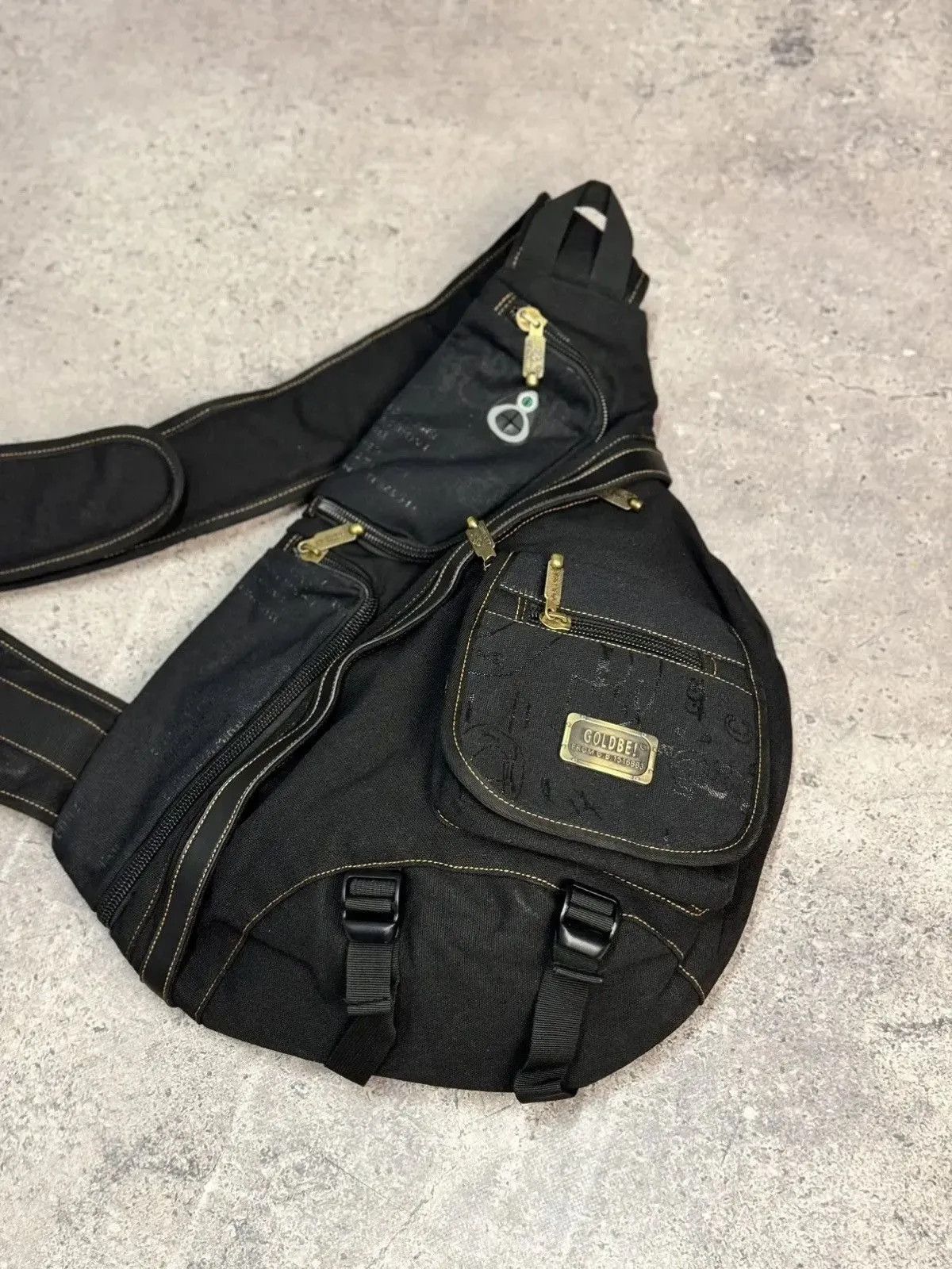 Issey Miyake Retro Cargo Bag Vintage Fur Sling with Pockets Diesel style Size ONE SIZE - 7 Thumbnail