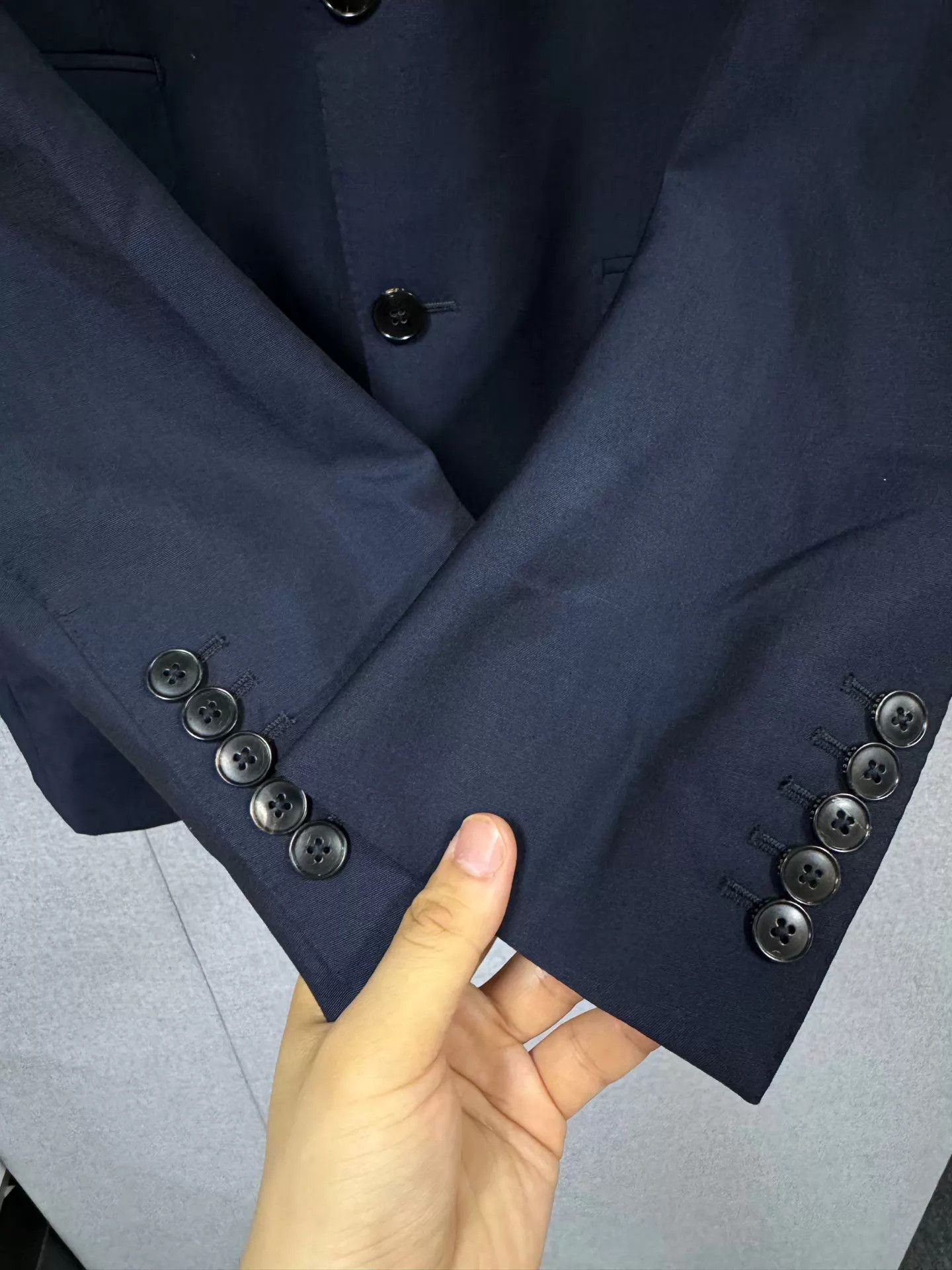 Gucci Gucci Silk Blazer Full Print Lining 48R Like New Size 48R - 4 Thumbnail