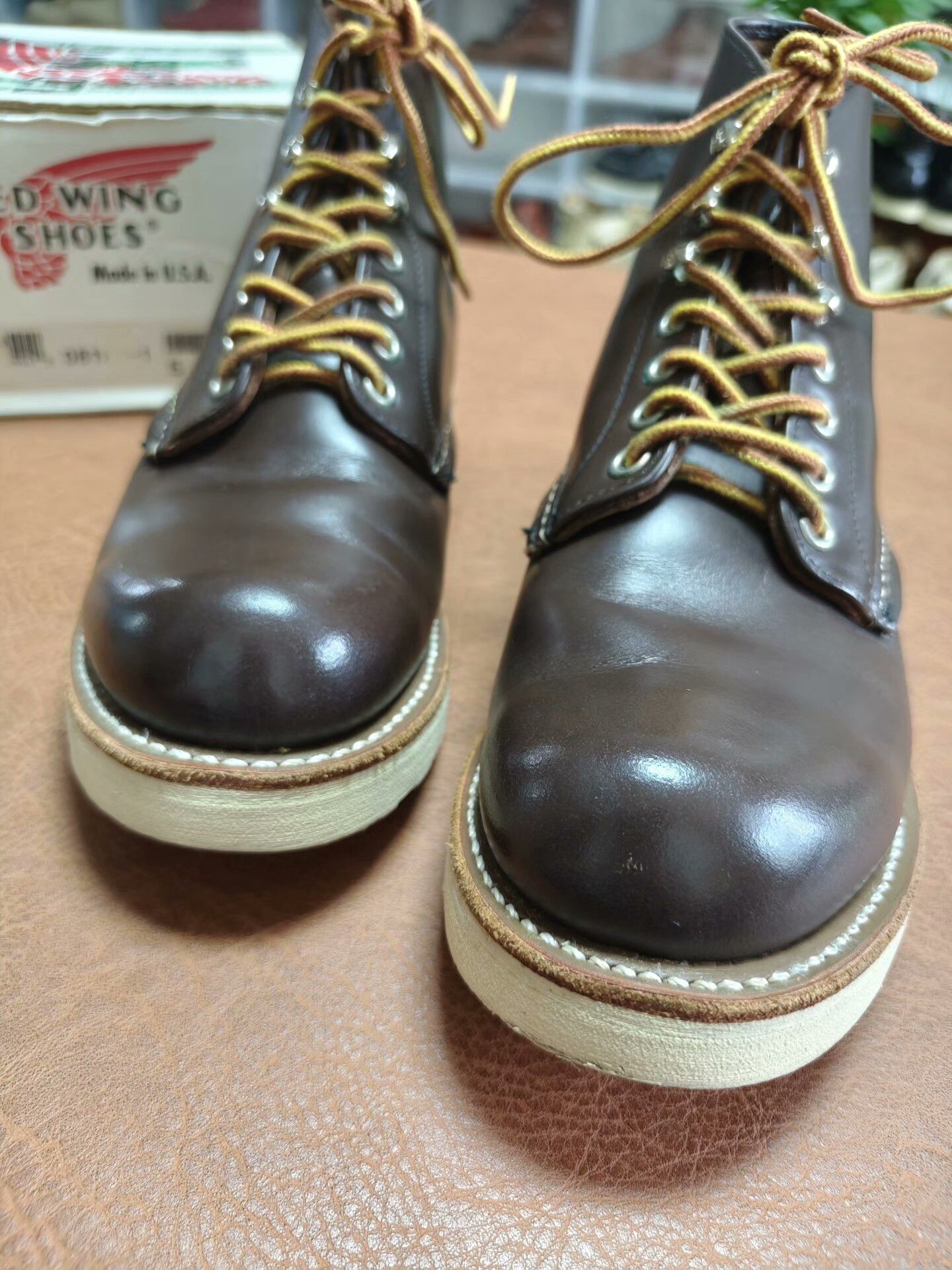 Red Wing Red Wing 8160 Embroidered Badge Size US 5.5 / EU 38 - 1 Thumbnail
