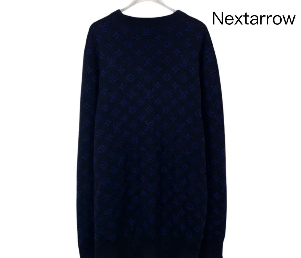 Louis Vuitton Louis Vuitton Lv black back logo round neck sweater Size US S / EU 44-46 / 1 - 2 Thumbnail