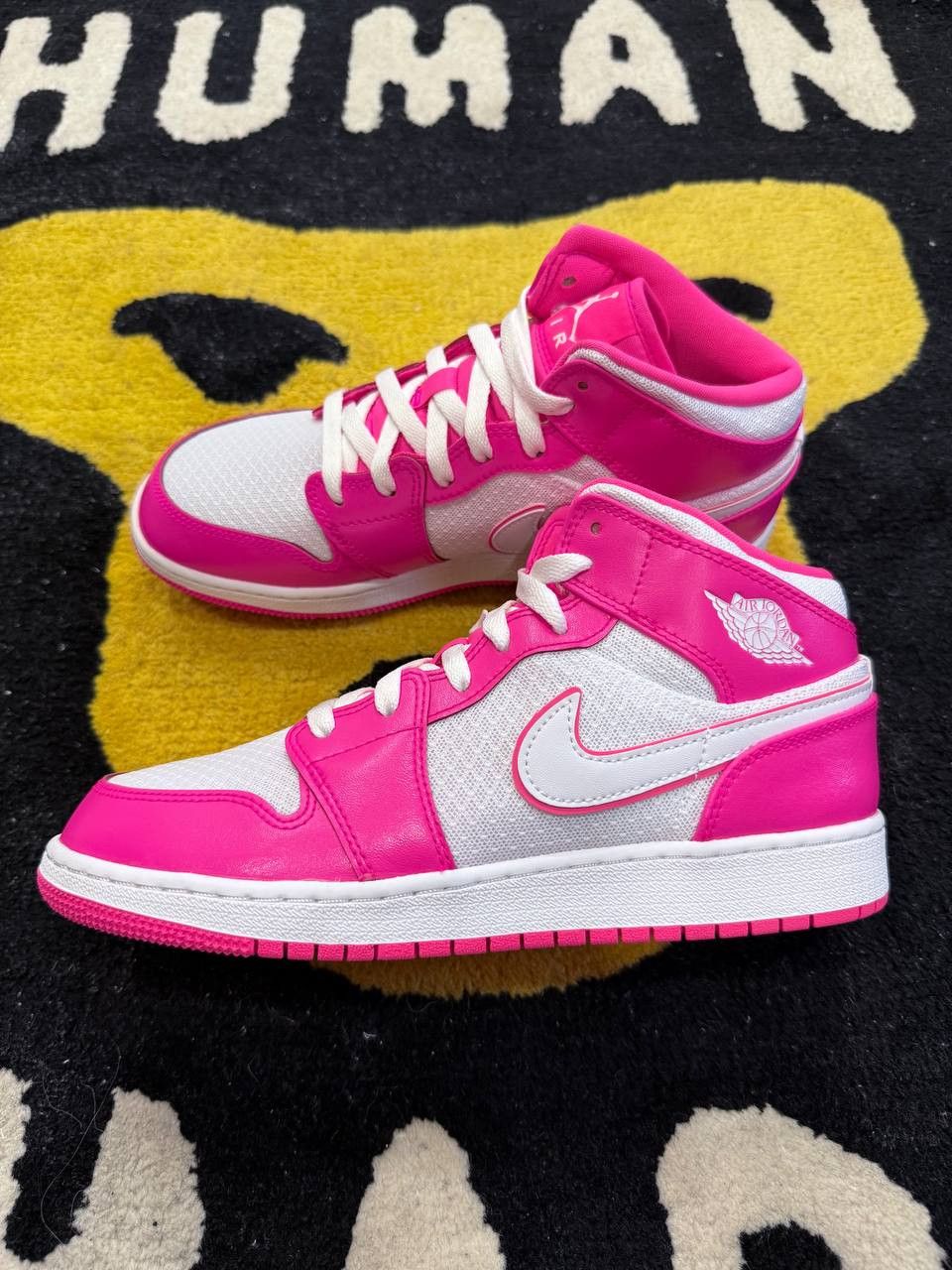 Nike Jordan 1 Mid Hyper Pink White (GS) (2019) 555112-611 Size US 7 / EU 40 - 1 Thumbnail