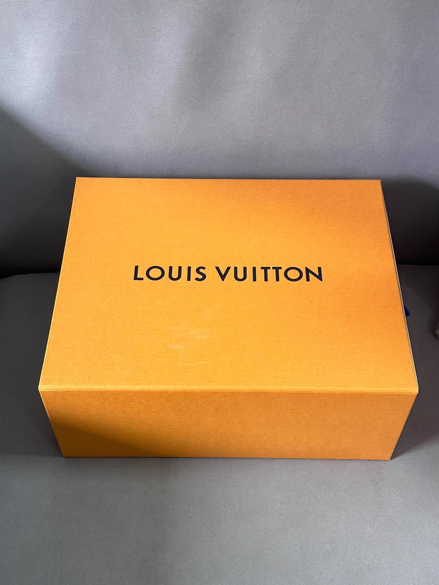 Louis Vuitton Louis Vuitton Red & Purple Ｑ20 Size US 9 / EU 42 - 2 Thumbnail
