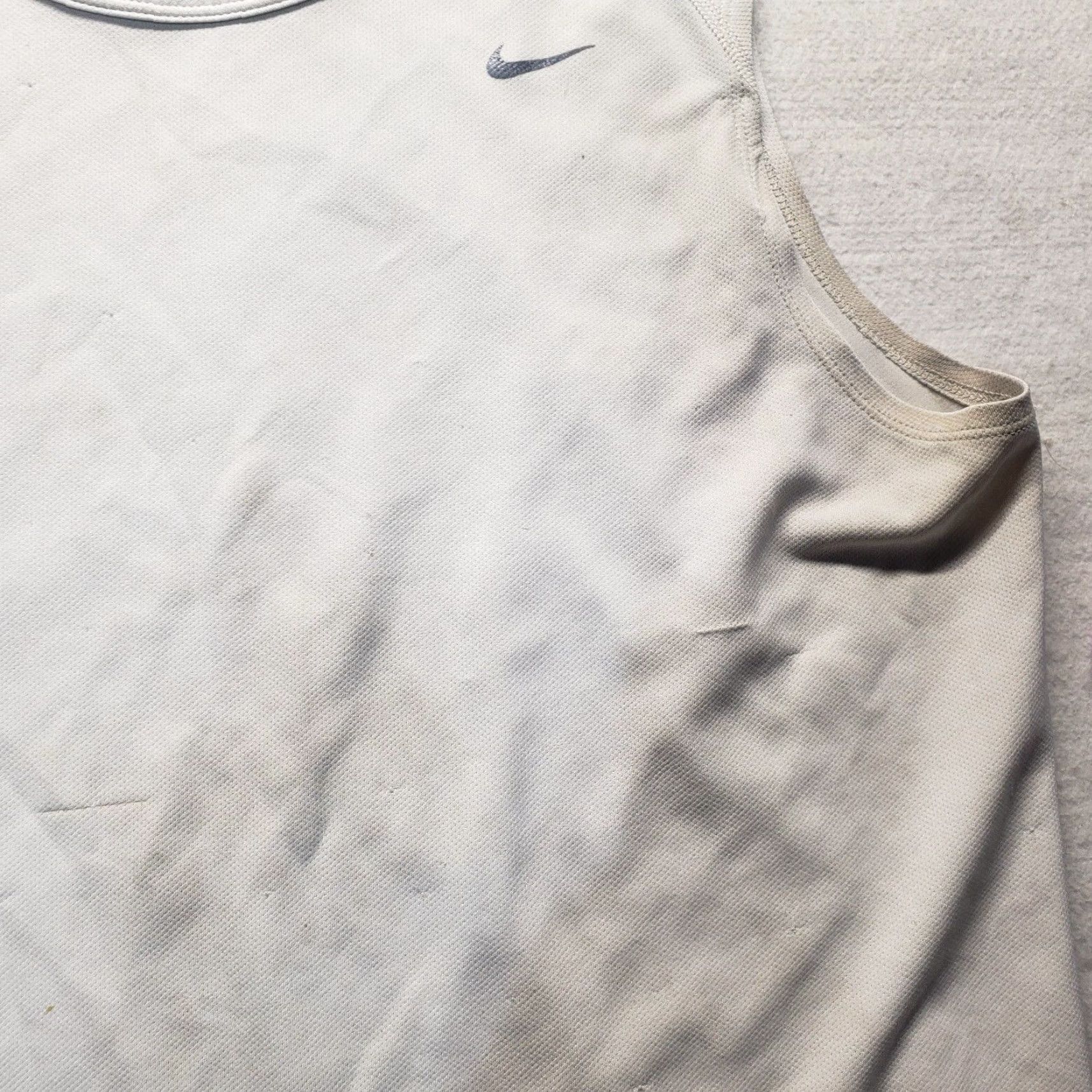 Nike Nike Training Dri-Fit Sleeveless Crew Neck Tank Top Shirt Adult Men's L Large Size L / US 10 / IT 46 - 2 Thumbnail