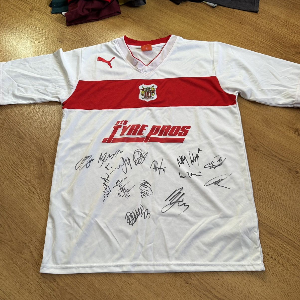 Puma Stevenage Borough FC home shirt Puma 2012 Size US L / EU 52-54 / 3 - 1 Thumbnail