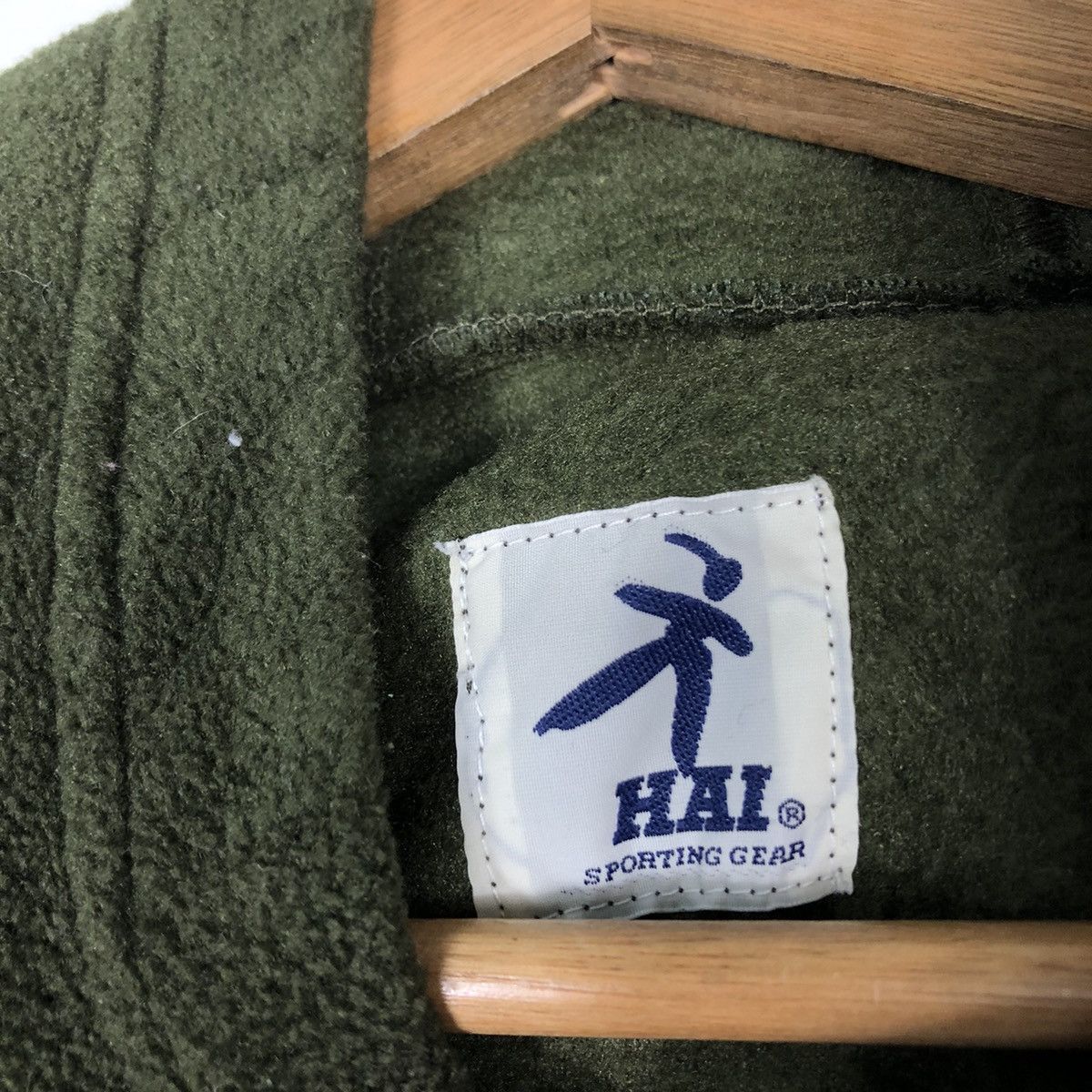 Hai Sporting Gear Vtg Hoodie Pull Over Issey Miyake Hai Sporting Gear BigLogo Size US M / EU 48-50 / 2 - 15 Thumbnail