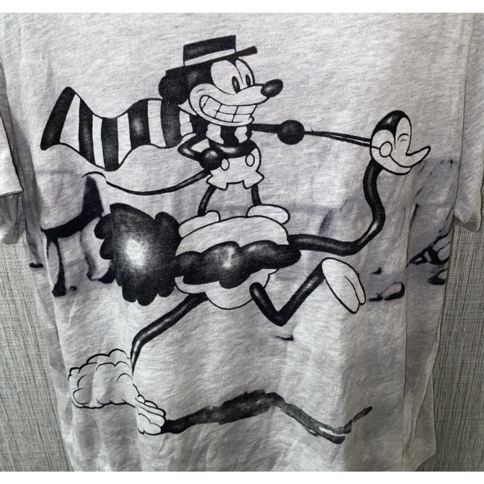 Disney **Disney Classic Collection Mens Light Gray T-Shirt Size L** User: **Disney Classic Collection Mens Light Gray T-Shirt Size L** Size US L / EU 52-54 / 3 - 2 Thumbnail