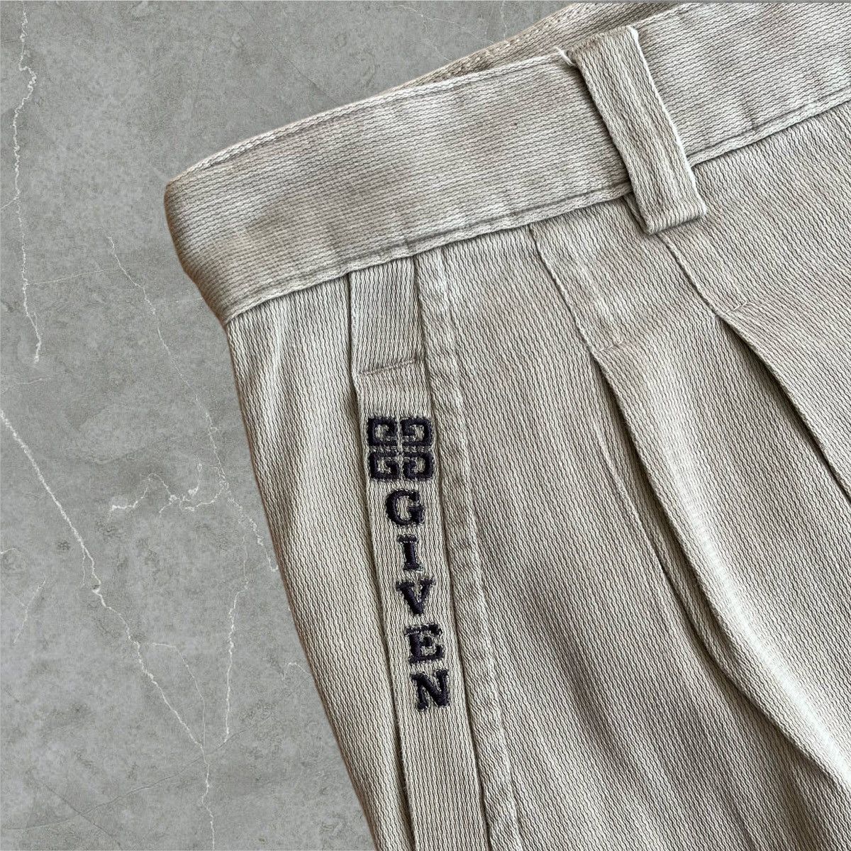 Givenchy Vintage 80’s Givenchy Corduroy Pants Size US 34 / EU 50 - 6 Thumbnail