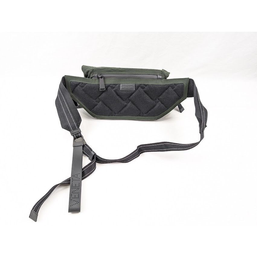 Bottega Veneta o1rshd1 Size: OS / Paper Nylon Mix/Matt C/Nas Belt Bag Size ONE SIZE - 6 Thumbnail