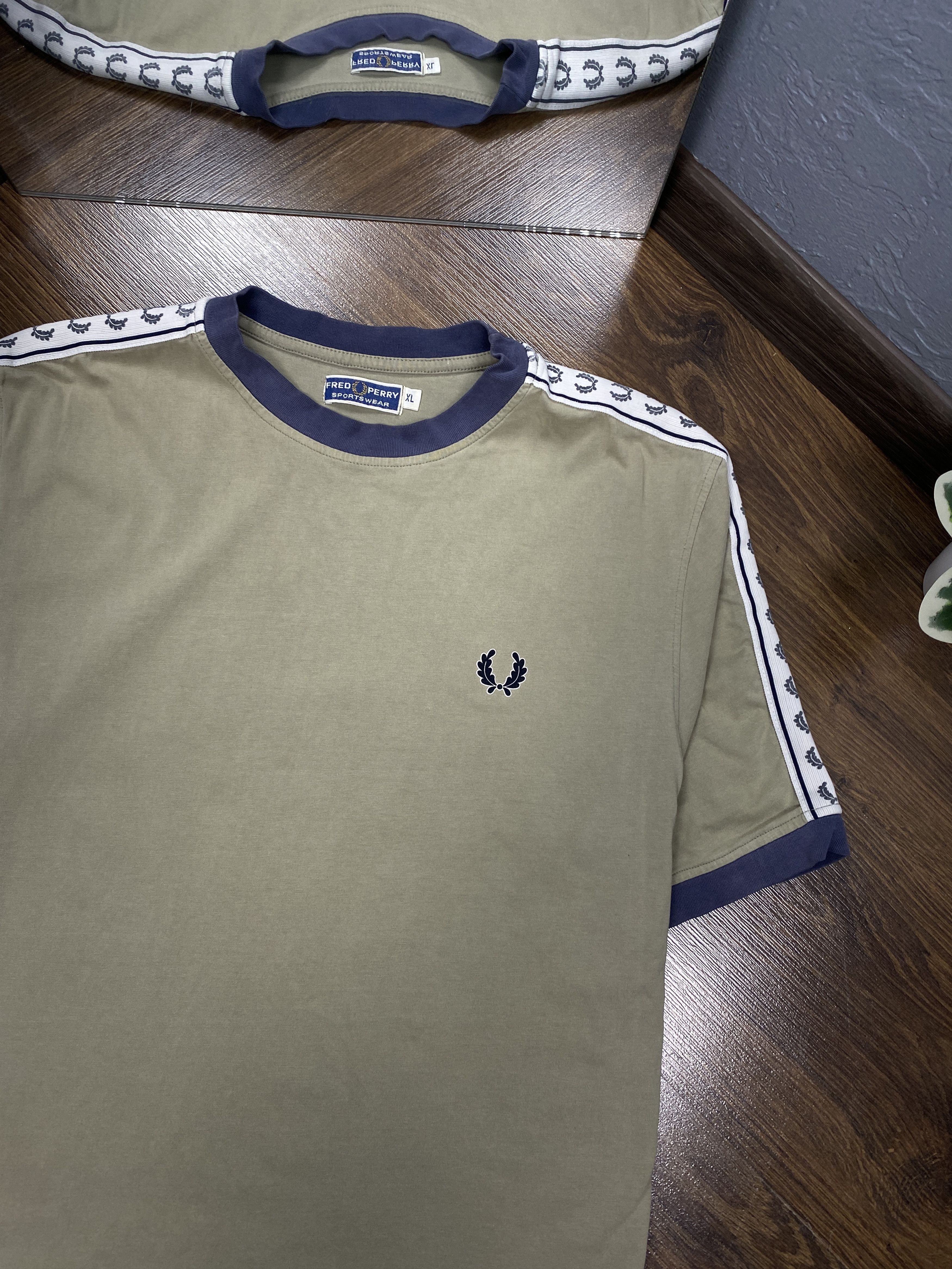 Fred Perry Fred Perry 90s Vintage Mens T-Shirt Size US XL / EU 56 / 4 - 2 Thumbnail